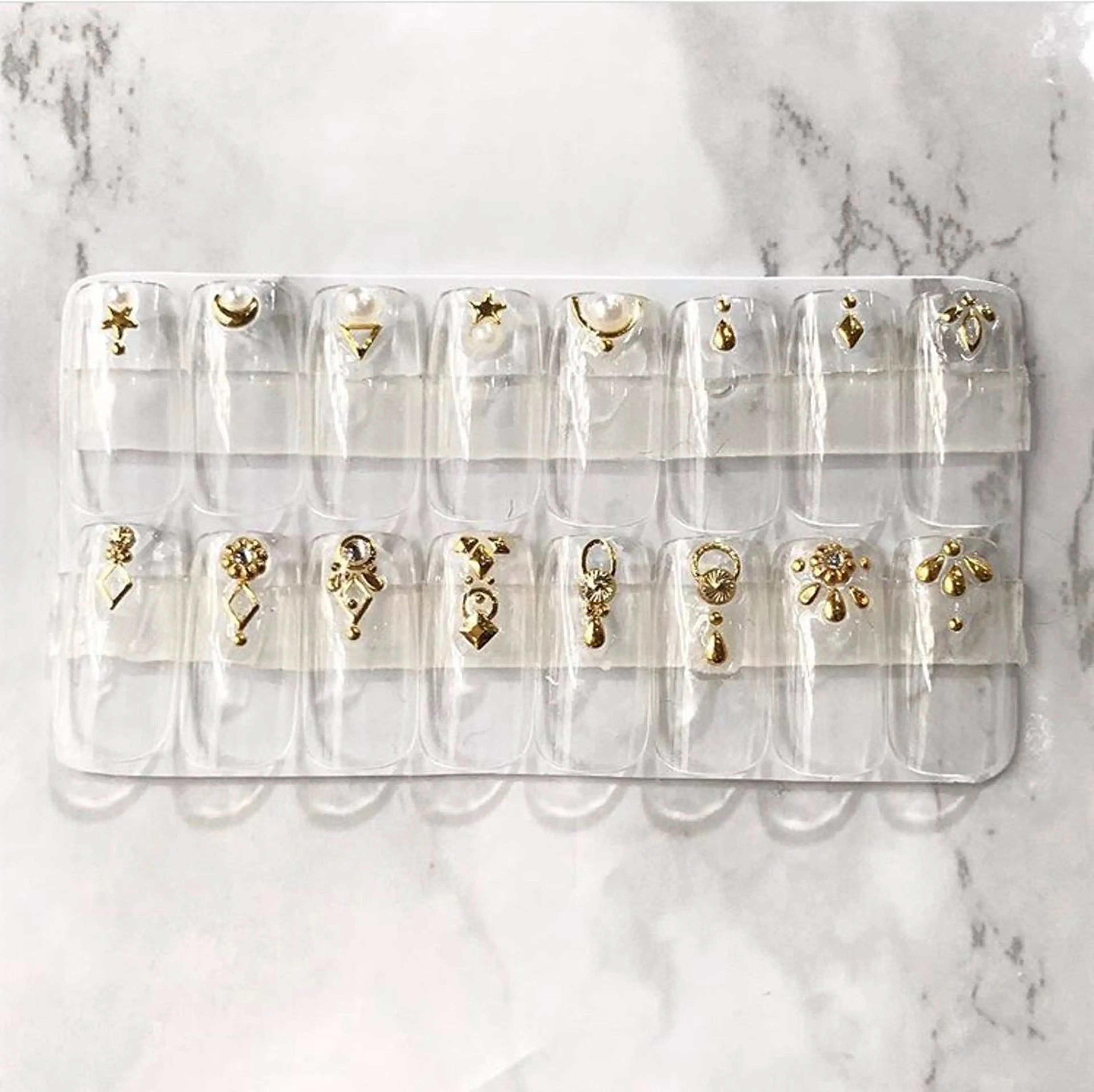 ネイル 渋谷ビュレネイル Kaoruのネイルデザイン