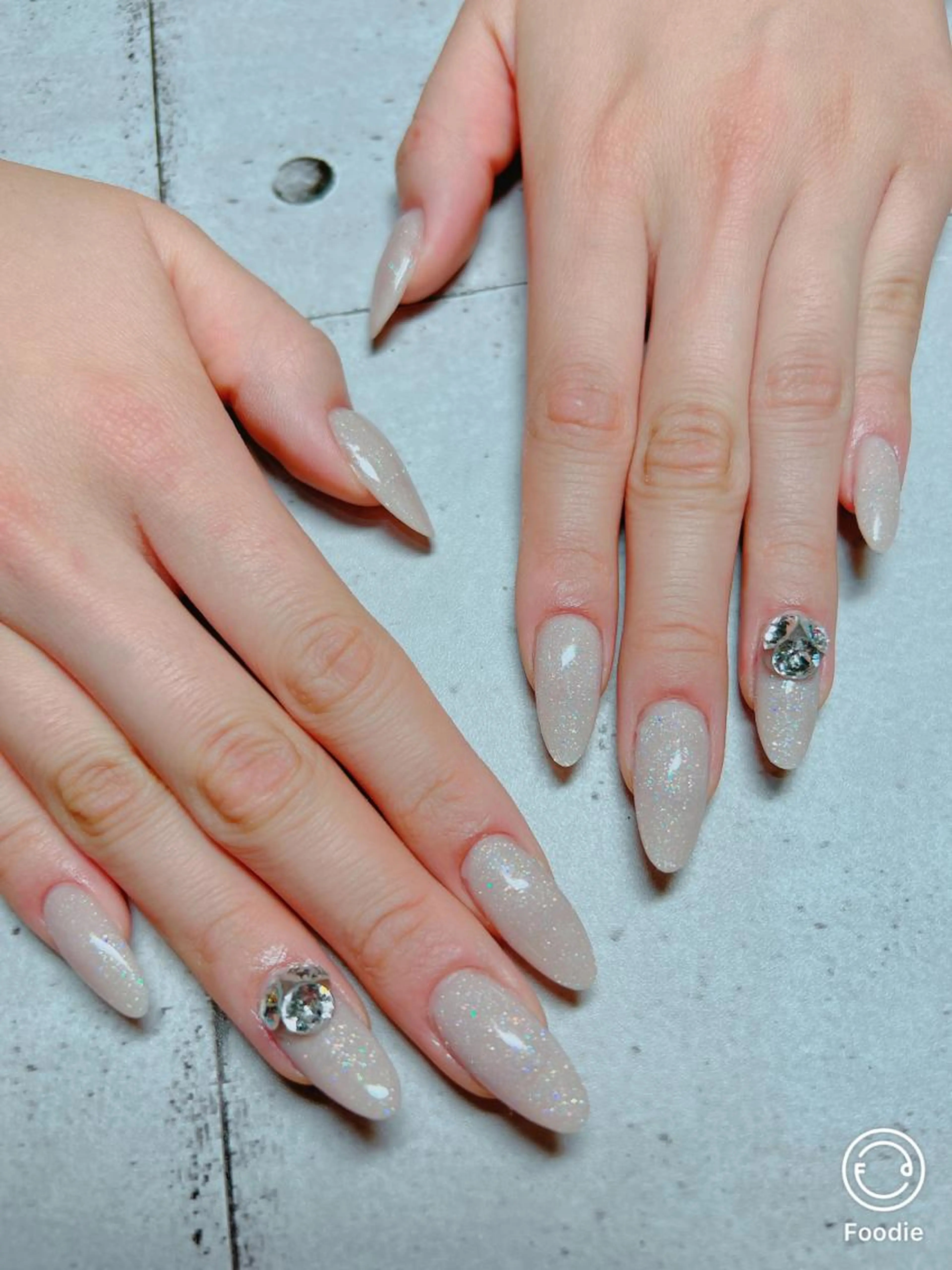 ラメグラデーションスカルプ💅オフあり。当店施術3週間以上の写真