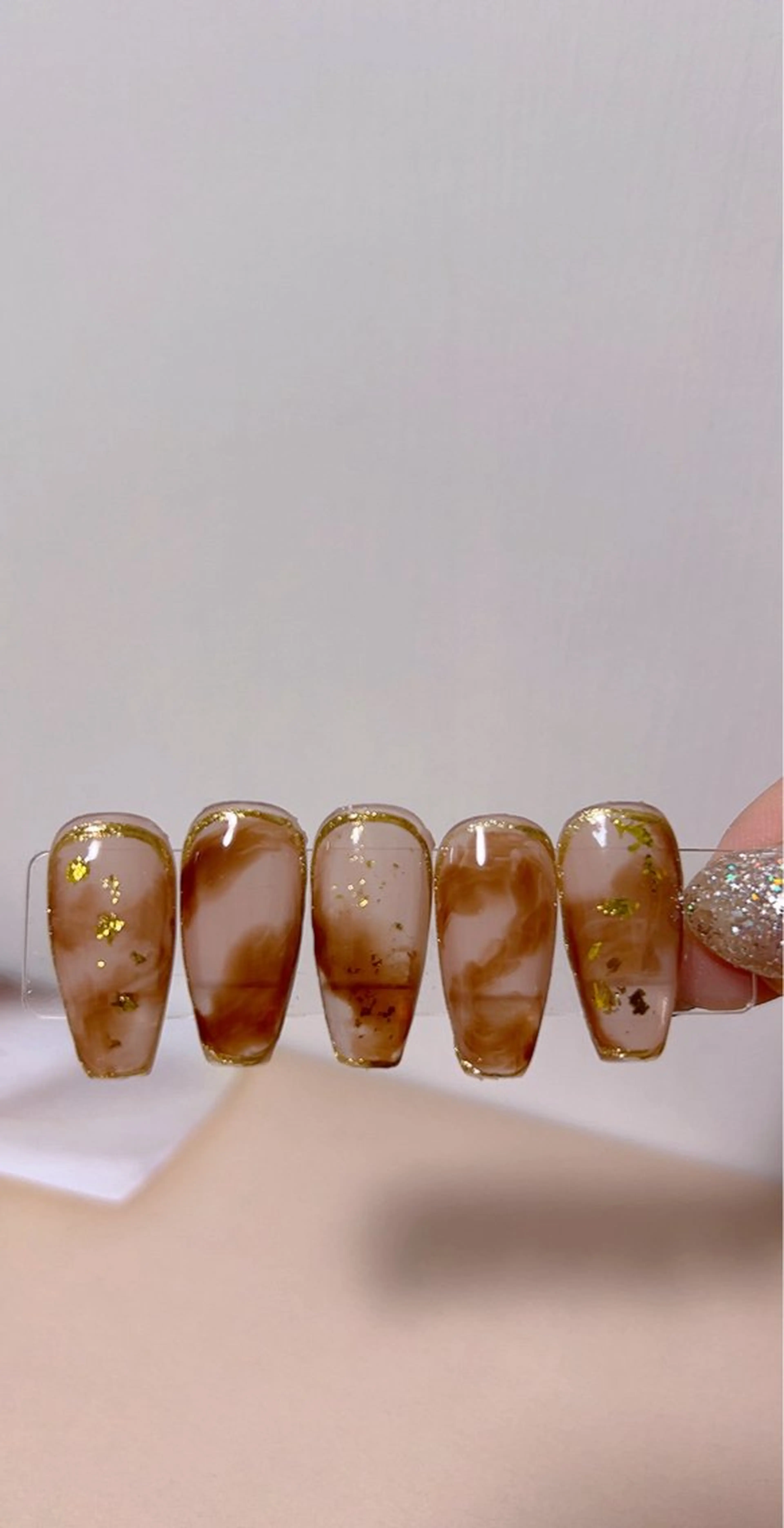 ネイル べっ甲ネイル オフィスネイル Cute Tips nailのネイルデザイン