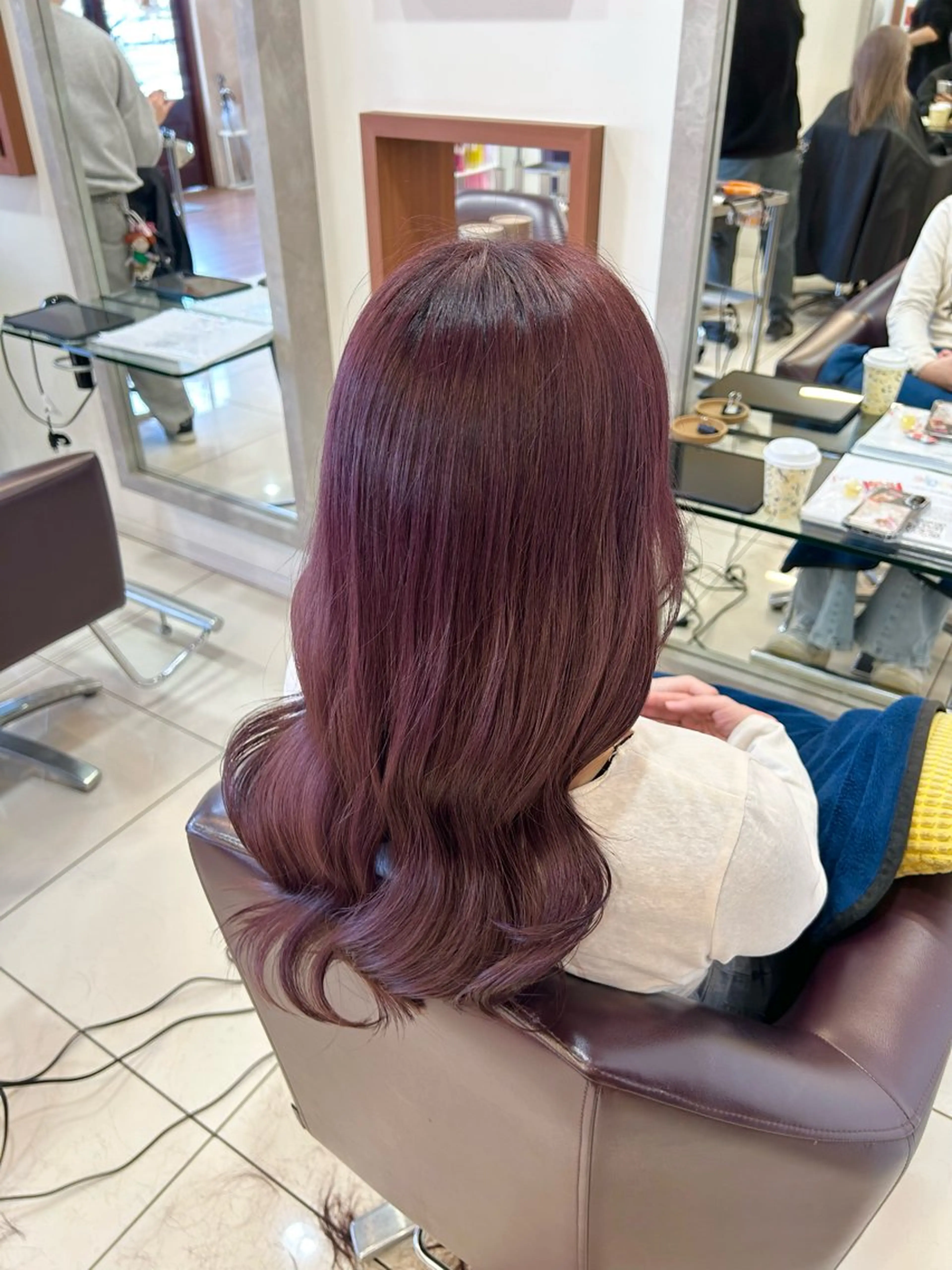 ロング ヘアカラー トップスタイリスト 林すずかのヘアスタイル