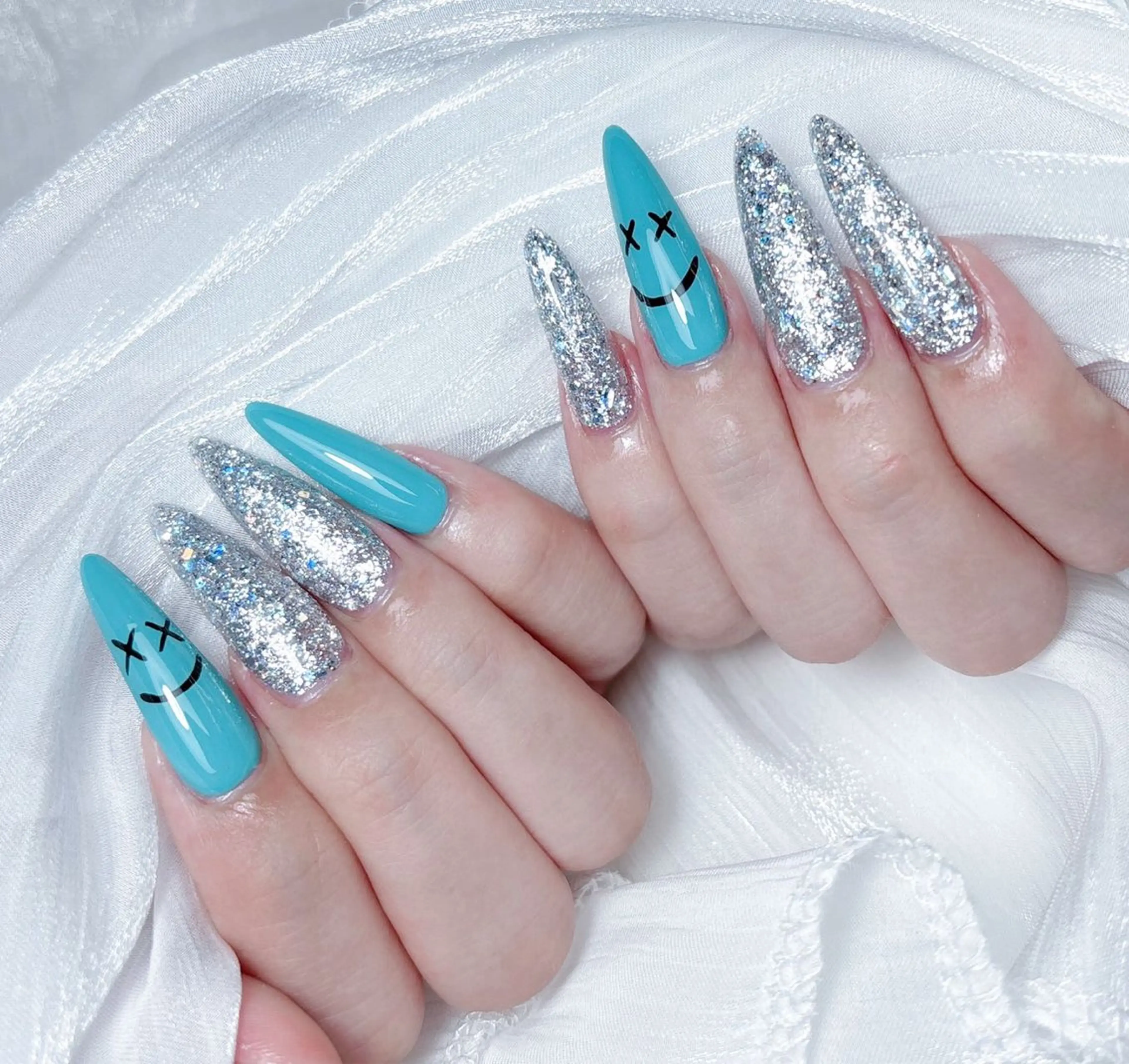 ネイル ハンドネイル M🌷nail 長さだし専門店のネイルデザイン