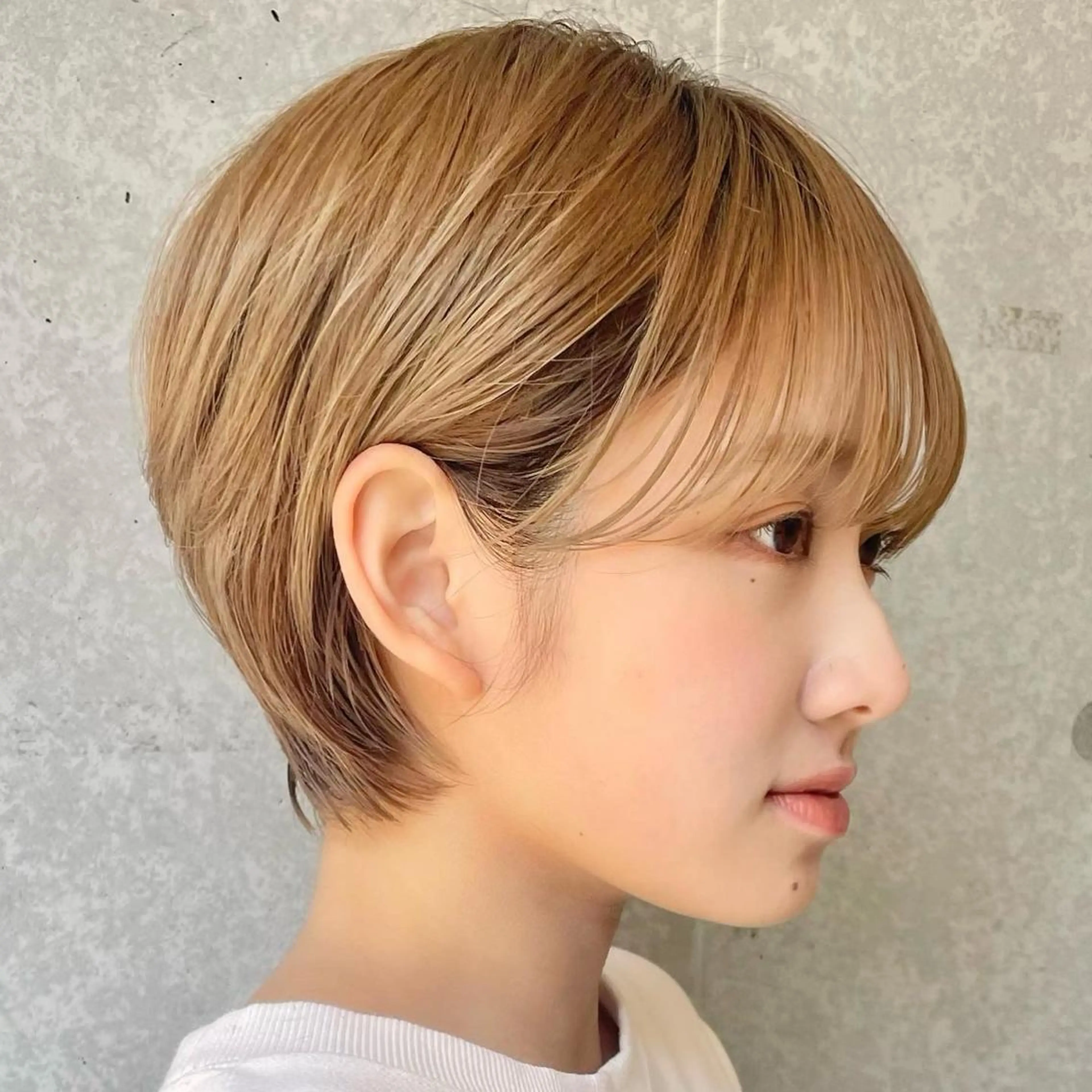 ショート レイヤー/韓国/ 顔周り/しんやのヘアスタイル