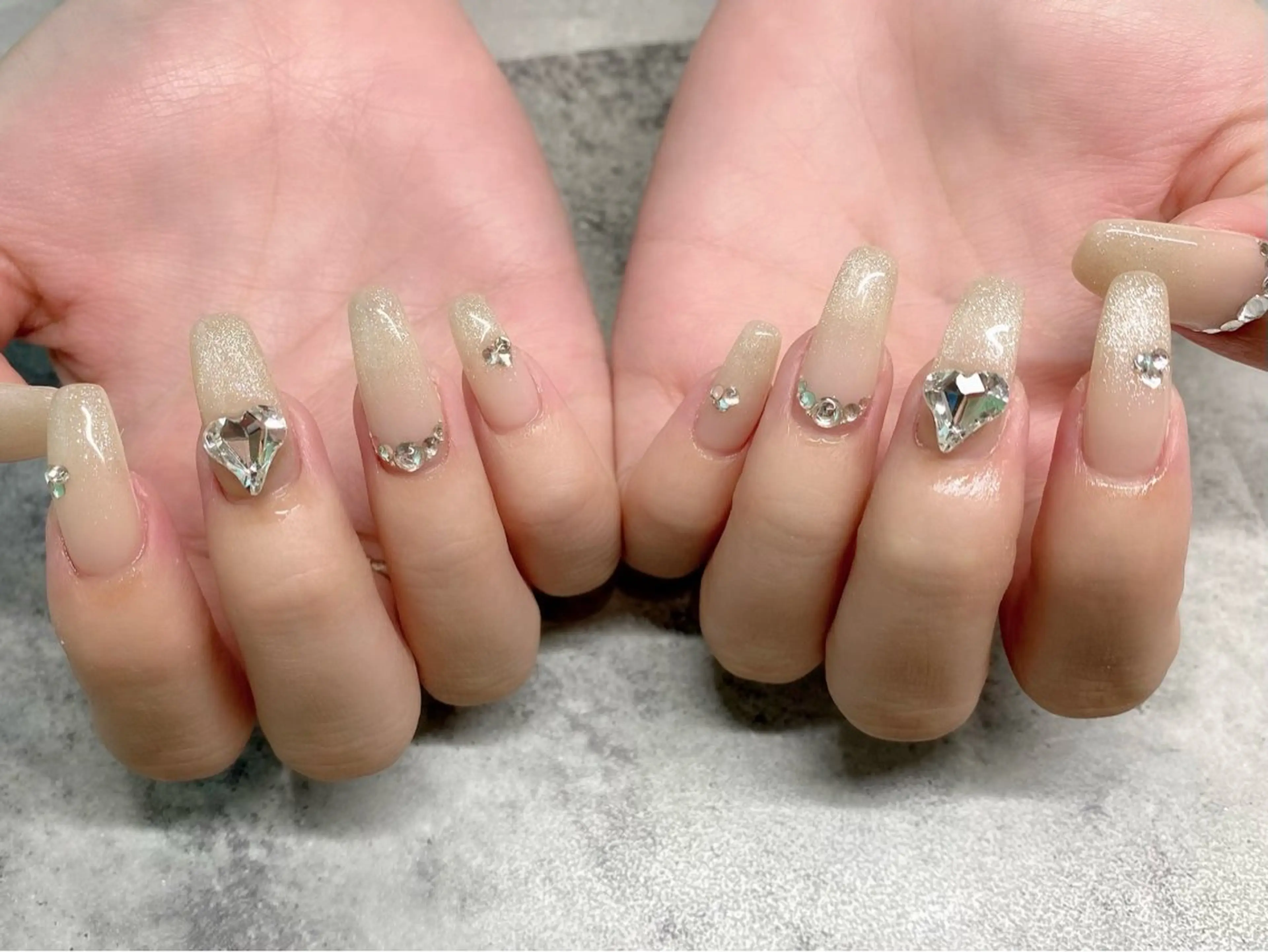 ネイル ハンドネイル アトリエAIHA所属・アトリエAIHA★ フィルイン推奨サロンのネイルデザイン