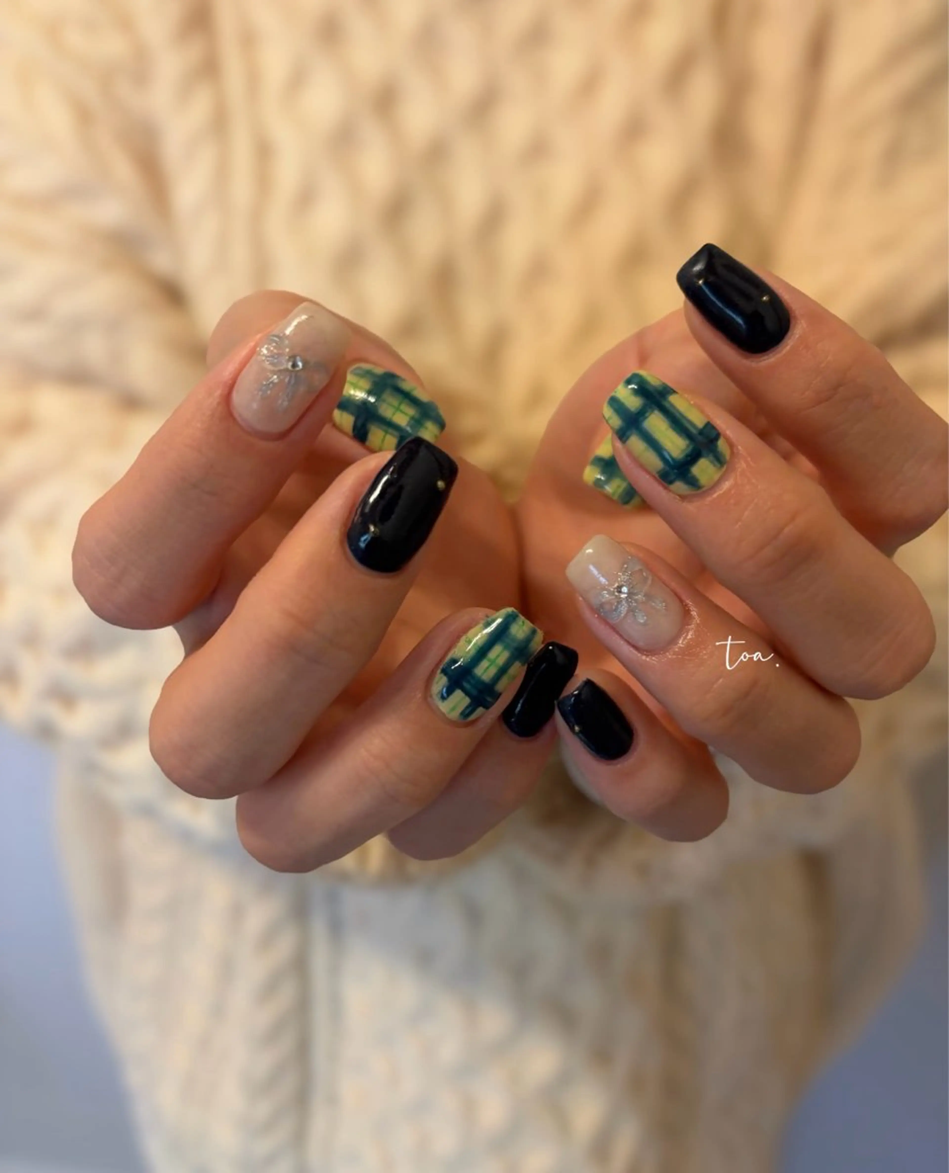 ネイル ハンドネイル toa. Natsumiのネイルデザイン