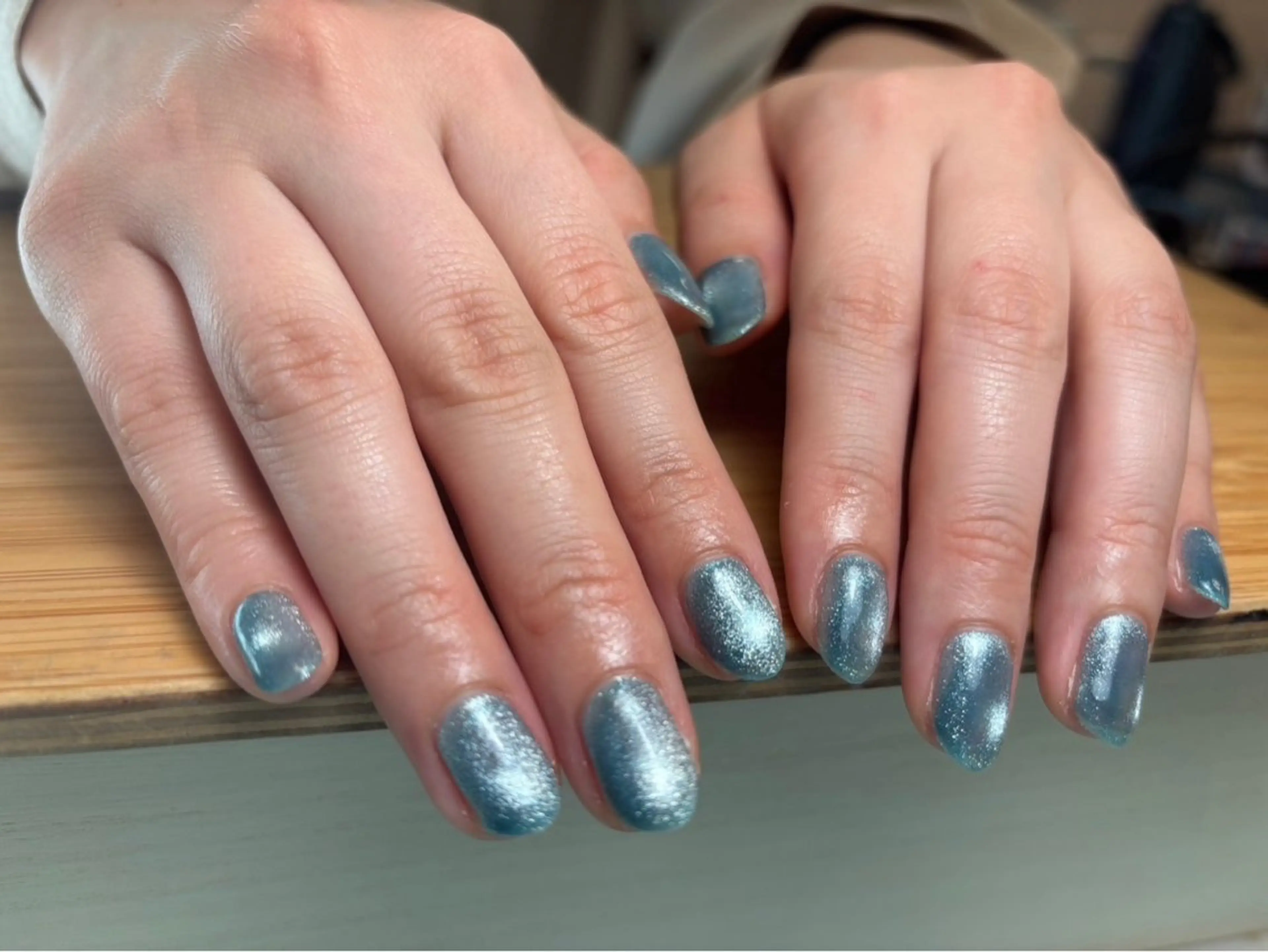 ネイル VIVA NAIL所属・自爪を傷つけない フィルイン3500円のネイルデザイン