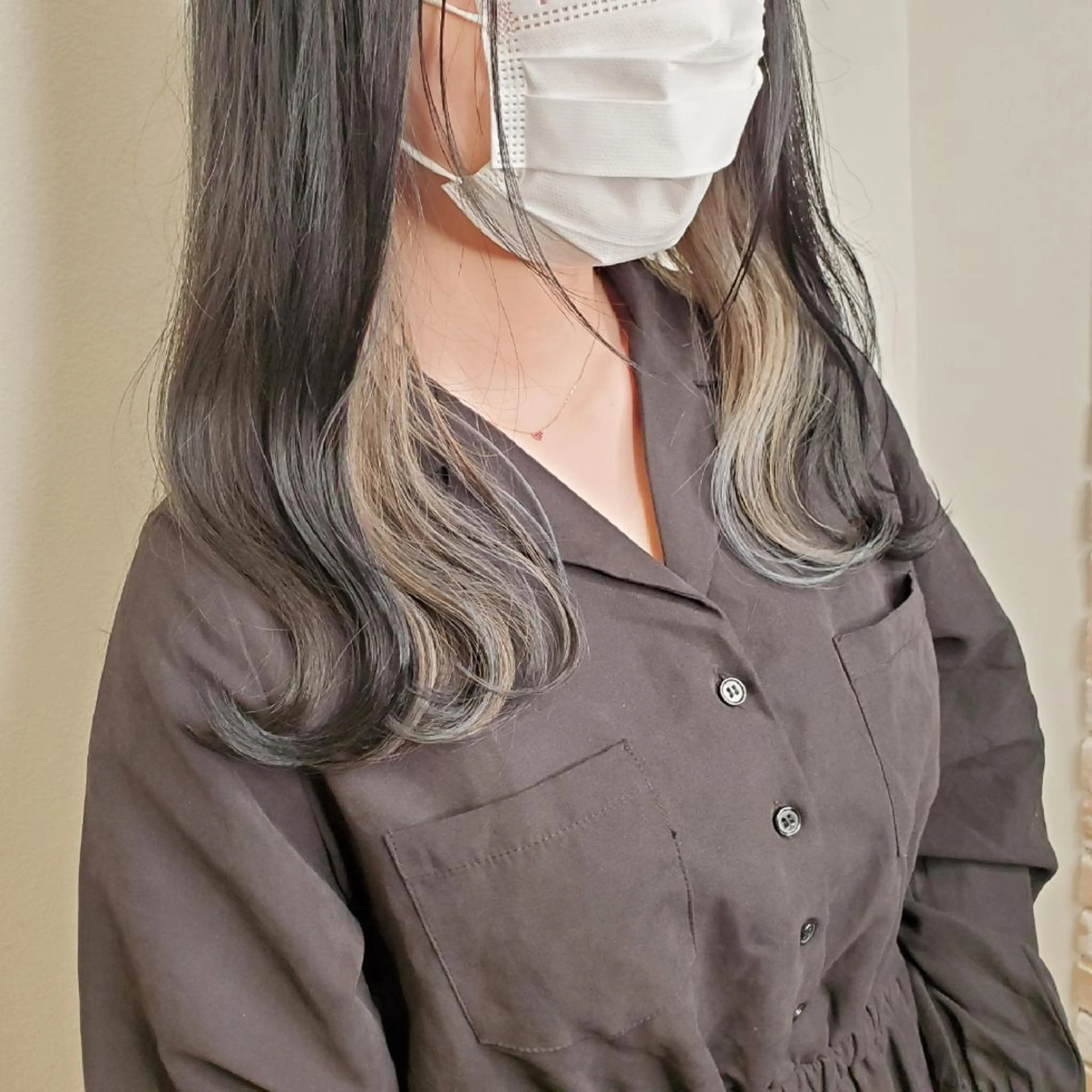 セミロング カラー インナーカラー ヘアカラー トリートメント レイヤーカット/ ウルフカット/大橋 のヘアスタイル