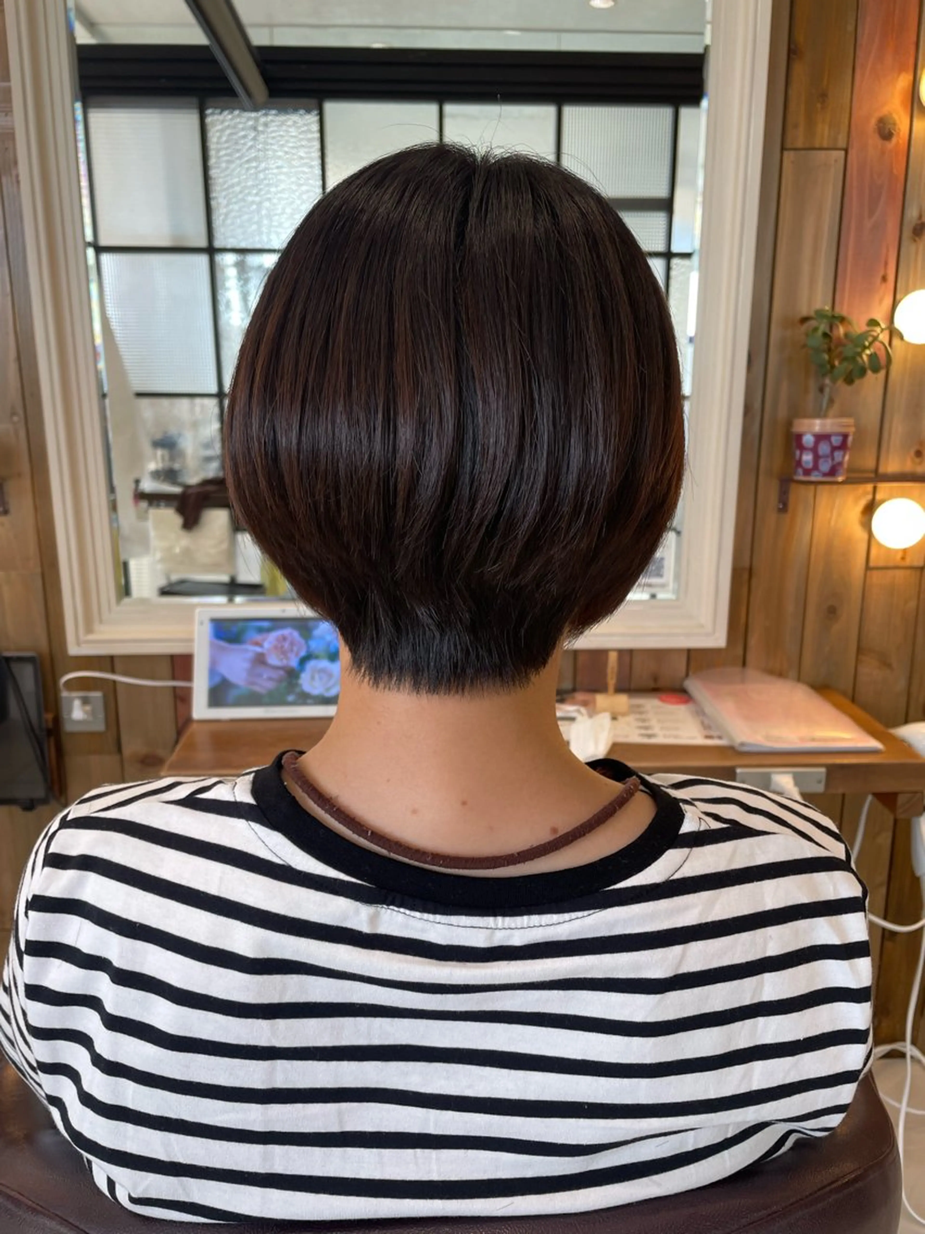 ショート カット ちぐさ/暖色/ ワンカラー🤍のヘアスタイル