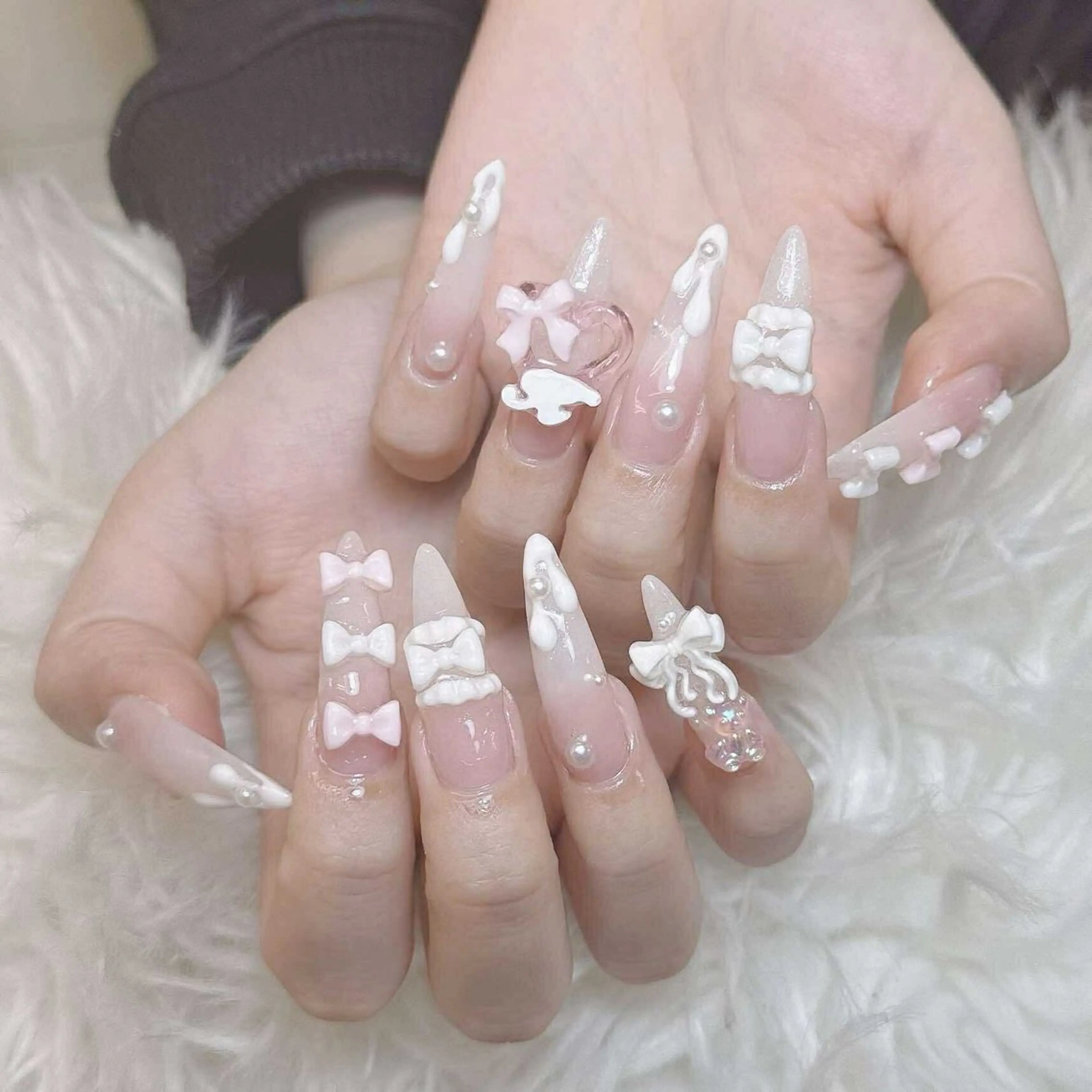 ネイル ハンドネイル ミン ゴテゴテネイルのネイルデザイン