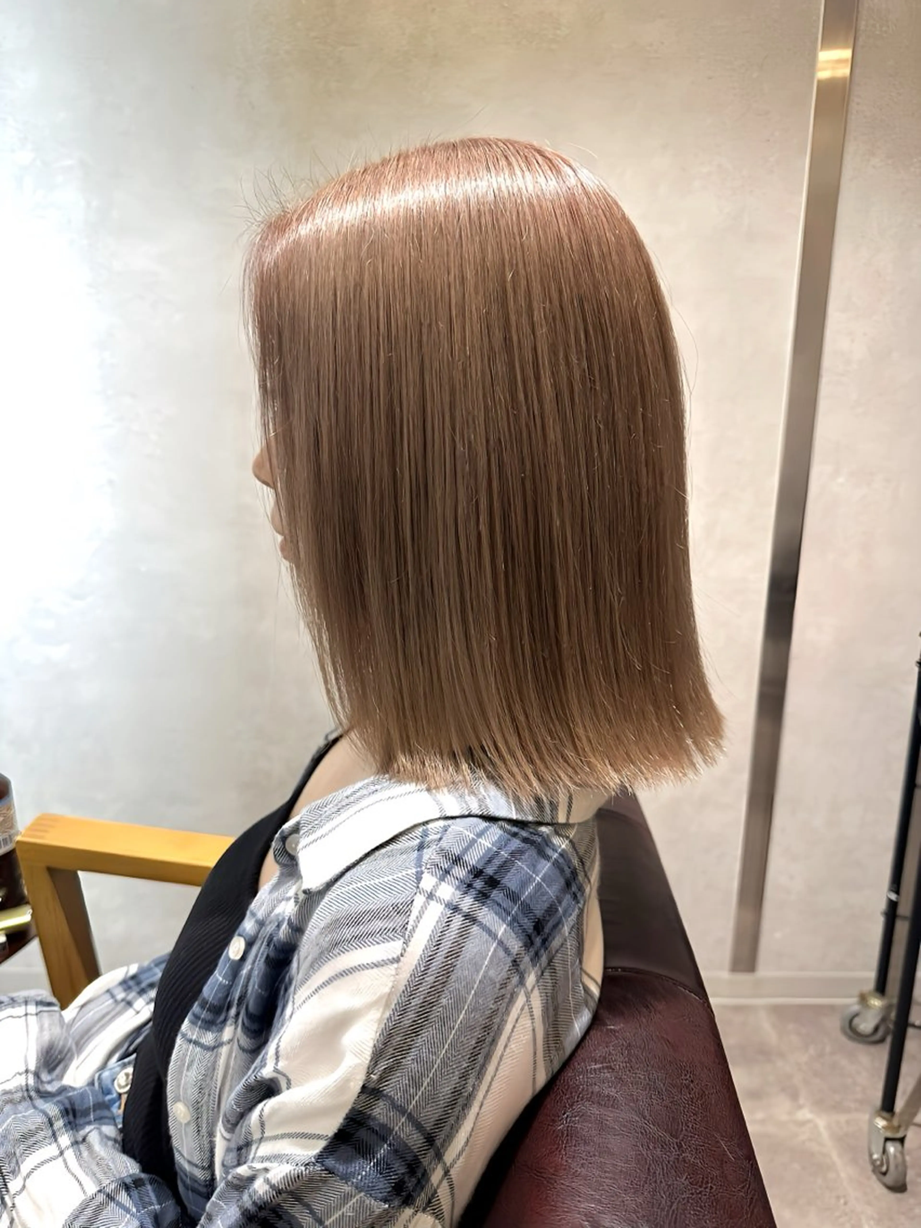 ミディアム カラー グレージュ vifkrone所属・心斎橋ダブルカラー ⭐️カラー　タカヤマのヘアスタイル