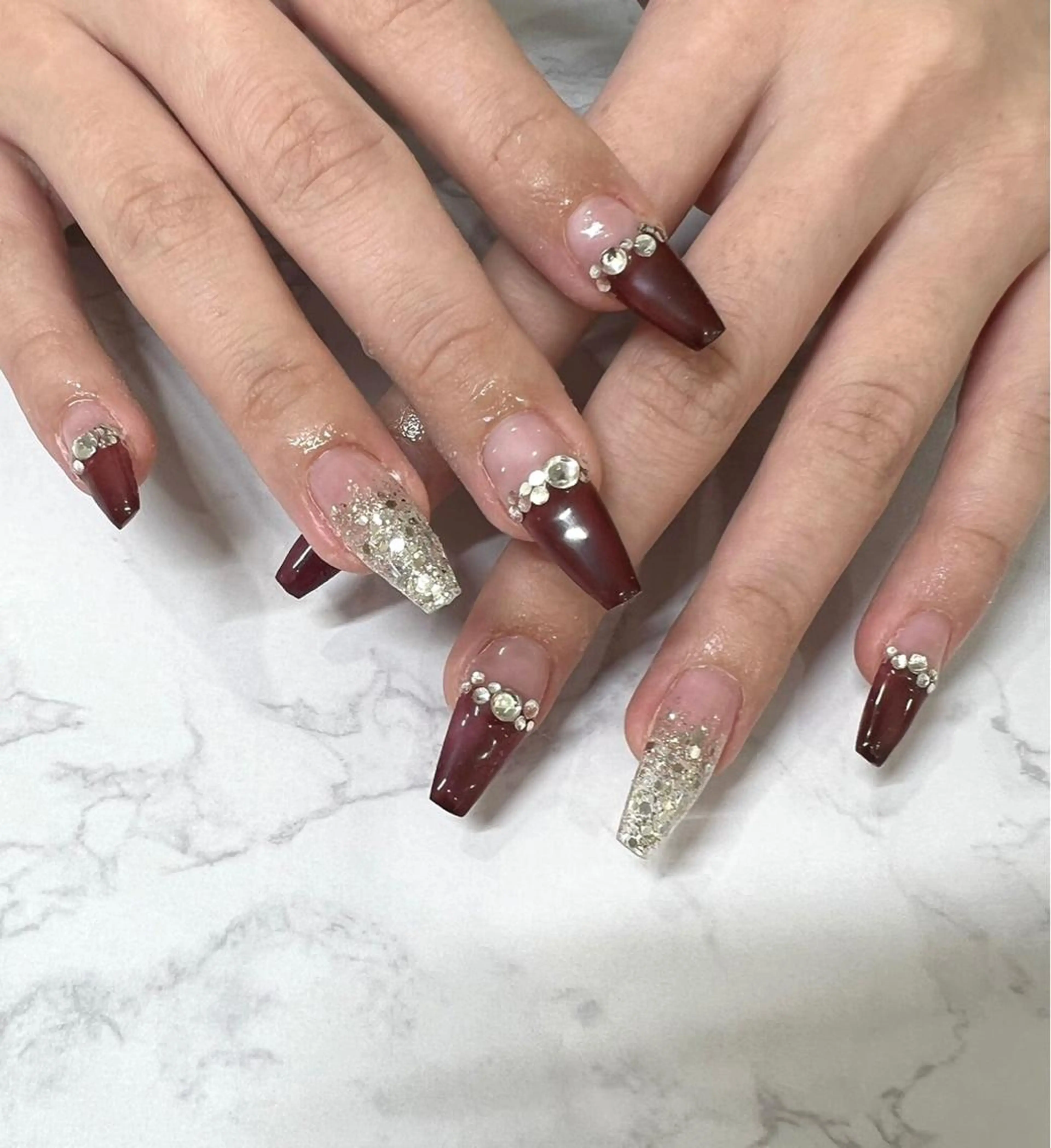 ネイル PEEKABOO京橋 EYE&NAILのマツエク・マツパデザイン