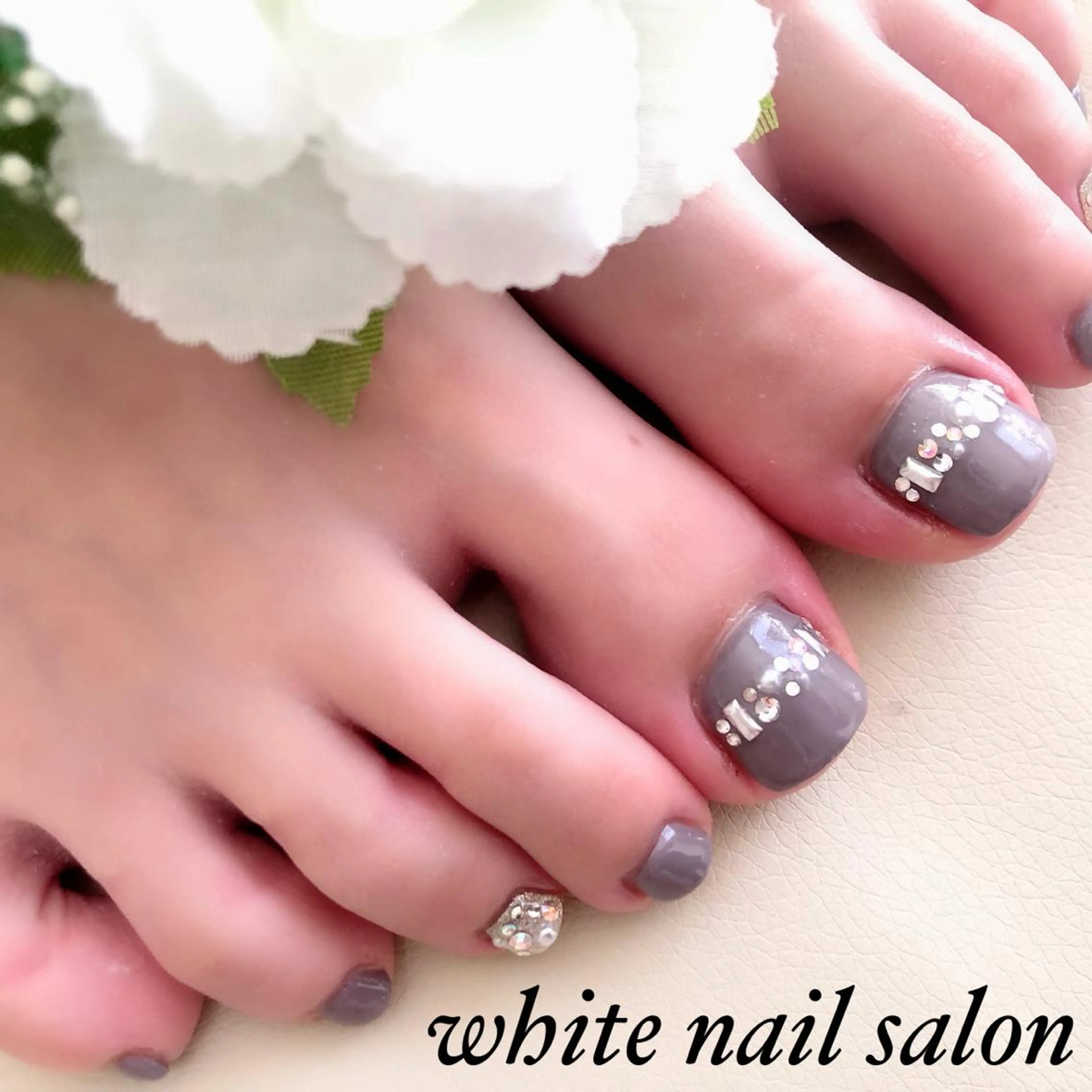 ネイル アートネイル フレンチネイル ジェルネイル ハードジェル 持ち込み フットネイル white nail salonのネイルデザイン