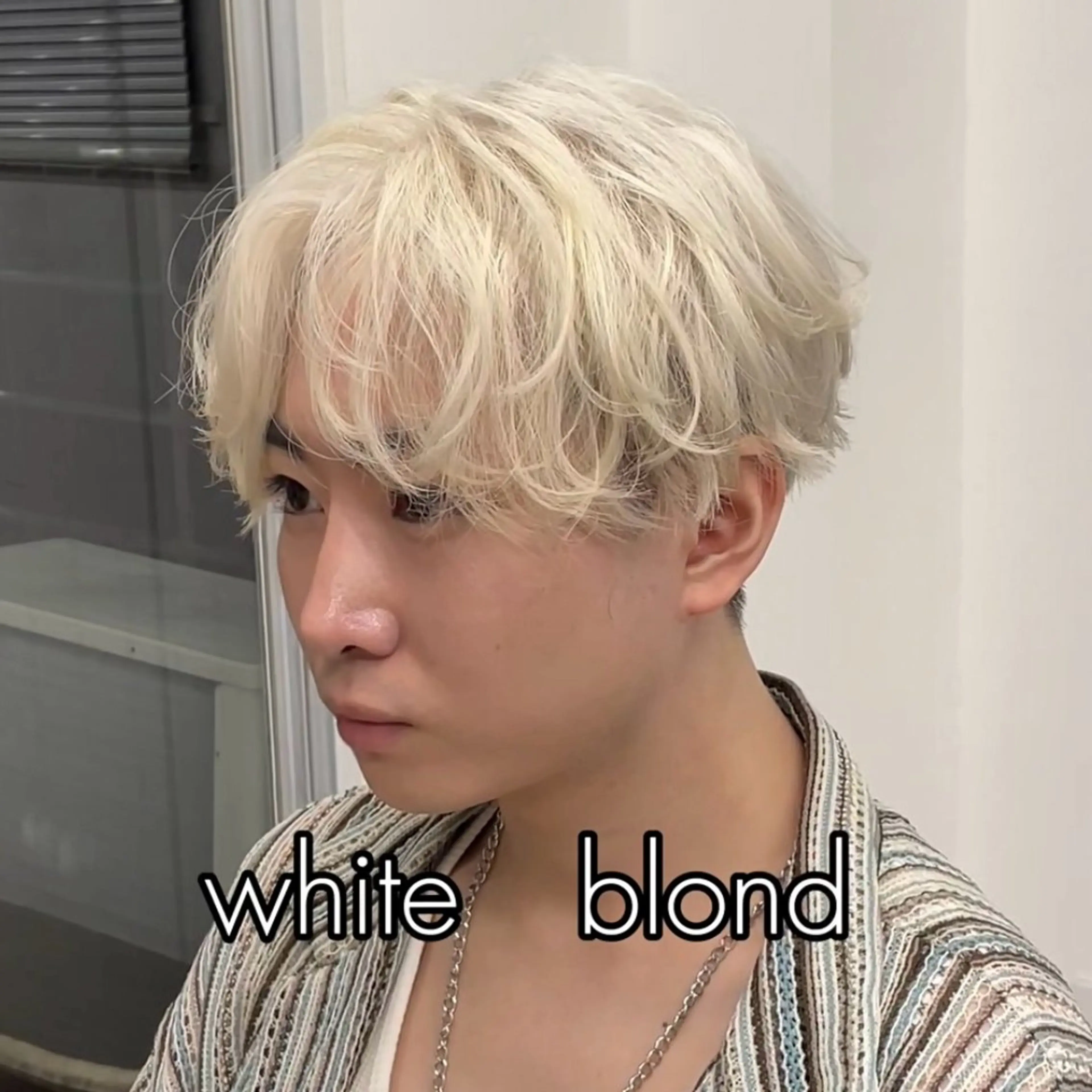 ショート ハイライト 韓国風ヘア レイヤーカット ショートヘア 縮毛矯正 🫧 下島友弥 【メンズ特化美容師】のヘアスタイル