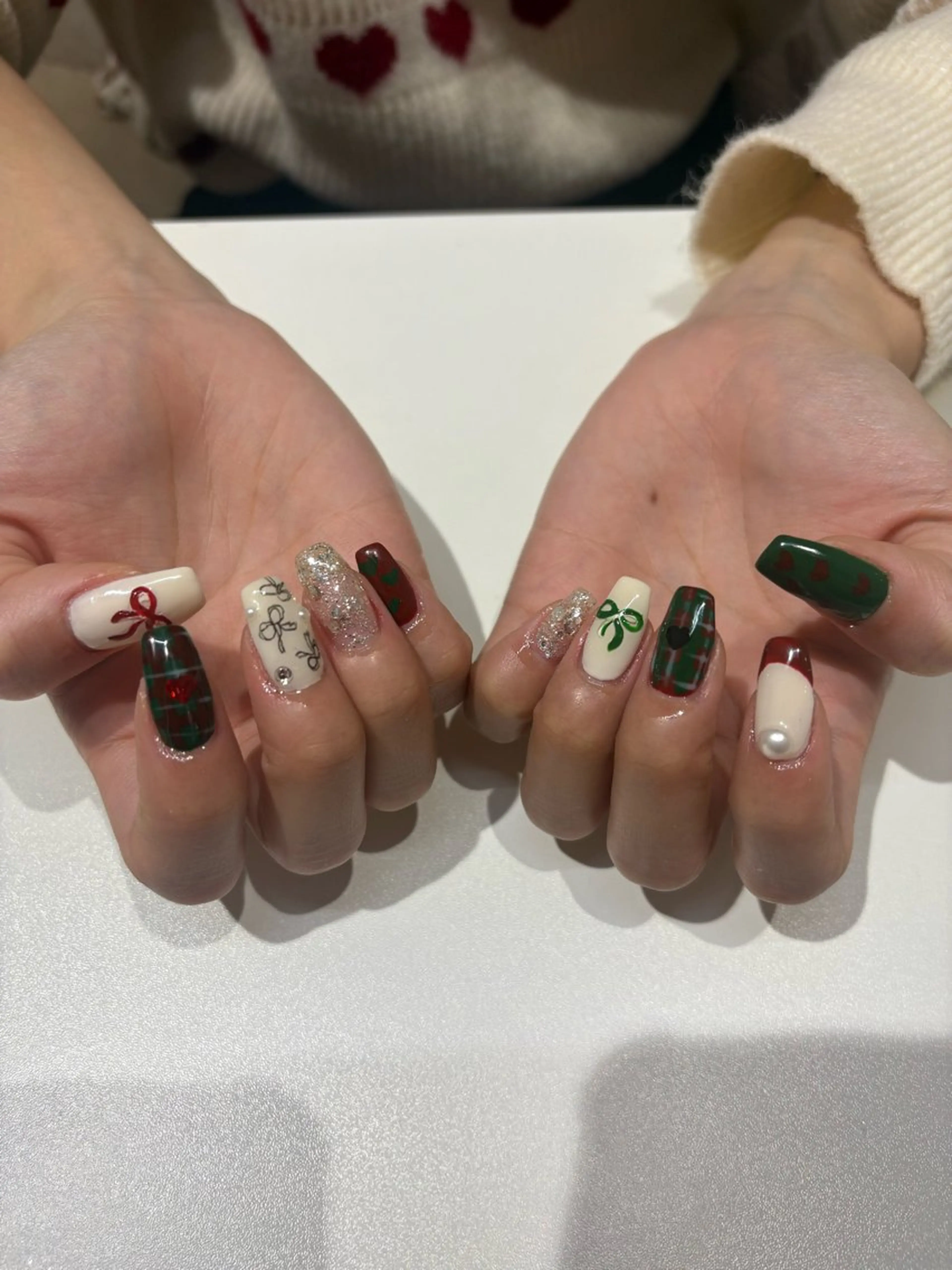 ネイル リボン ハンドネイル NAILSALON ViViのネイルデザイン
