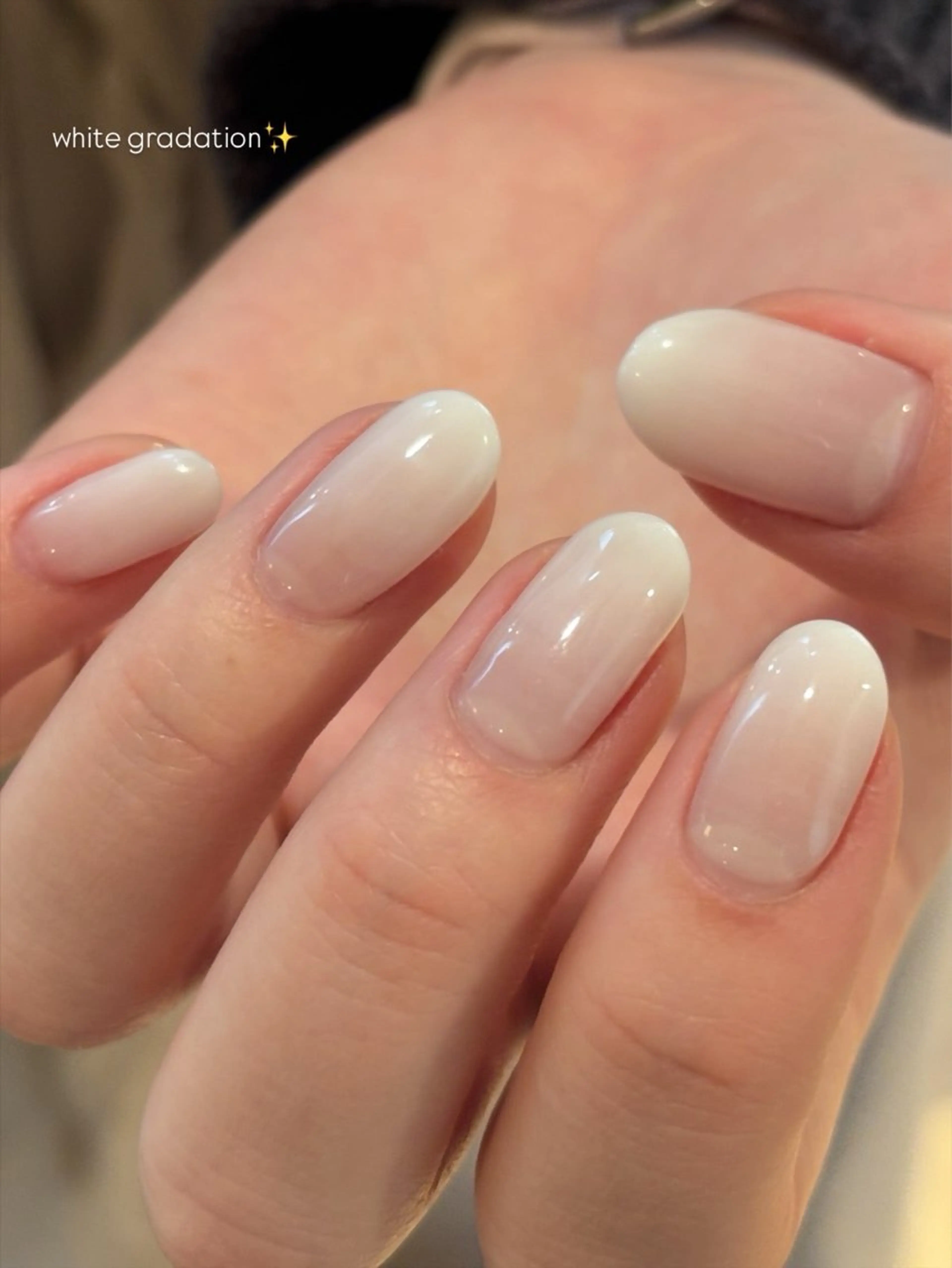【5名限定❗️検定色メニュー‼️】ホワイトカラーグラデーション⛅️【オフ+¥1,000】《必ず詳細をお読みください》の写真