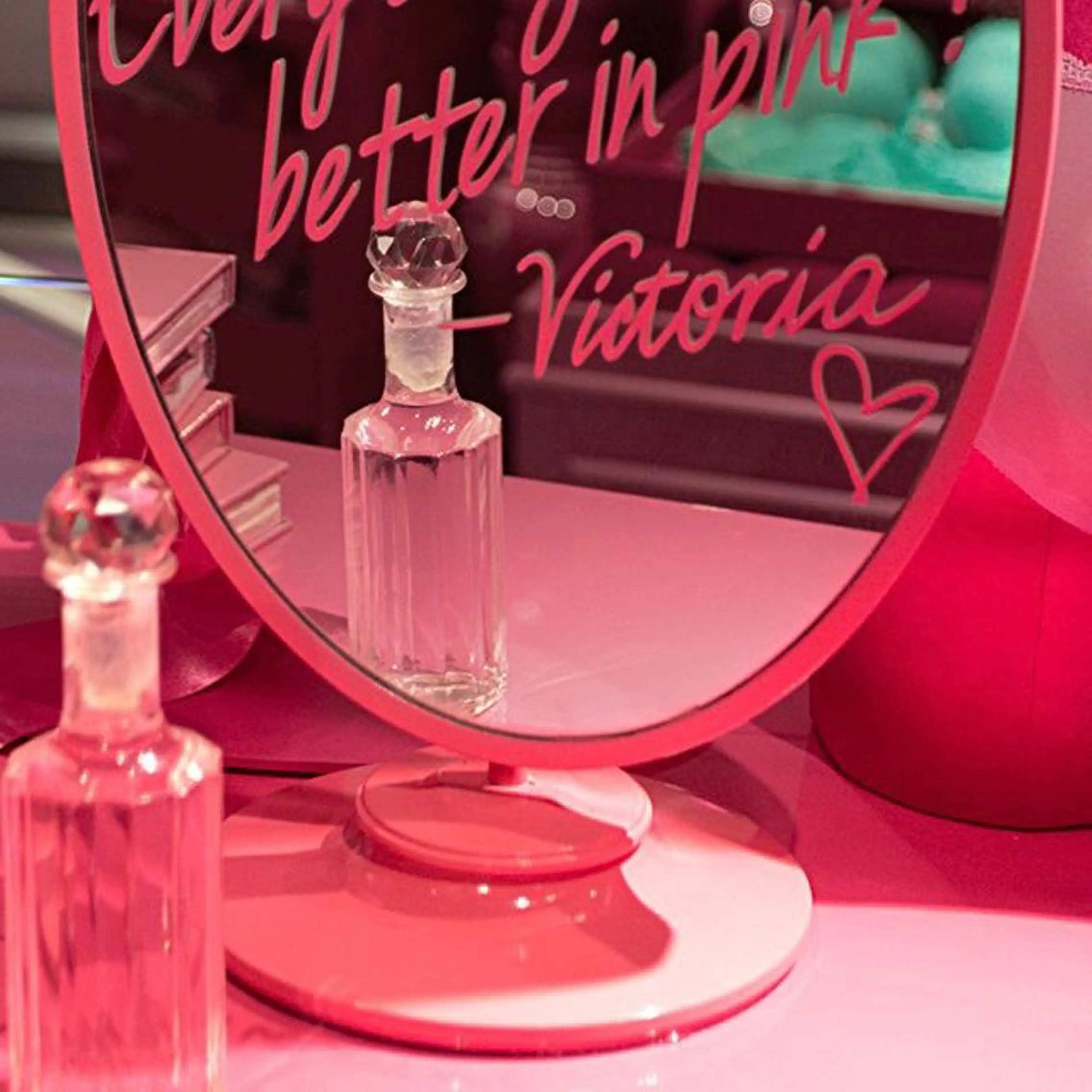 ∴Sanae. ∴ トータルビューティーのネイルデザイン