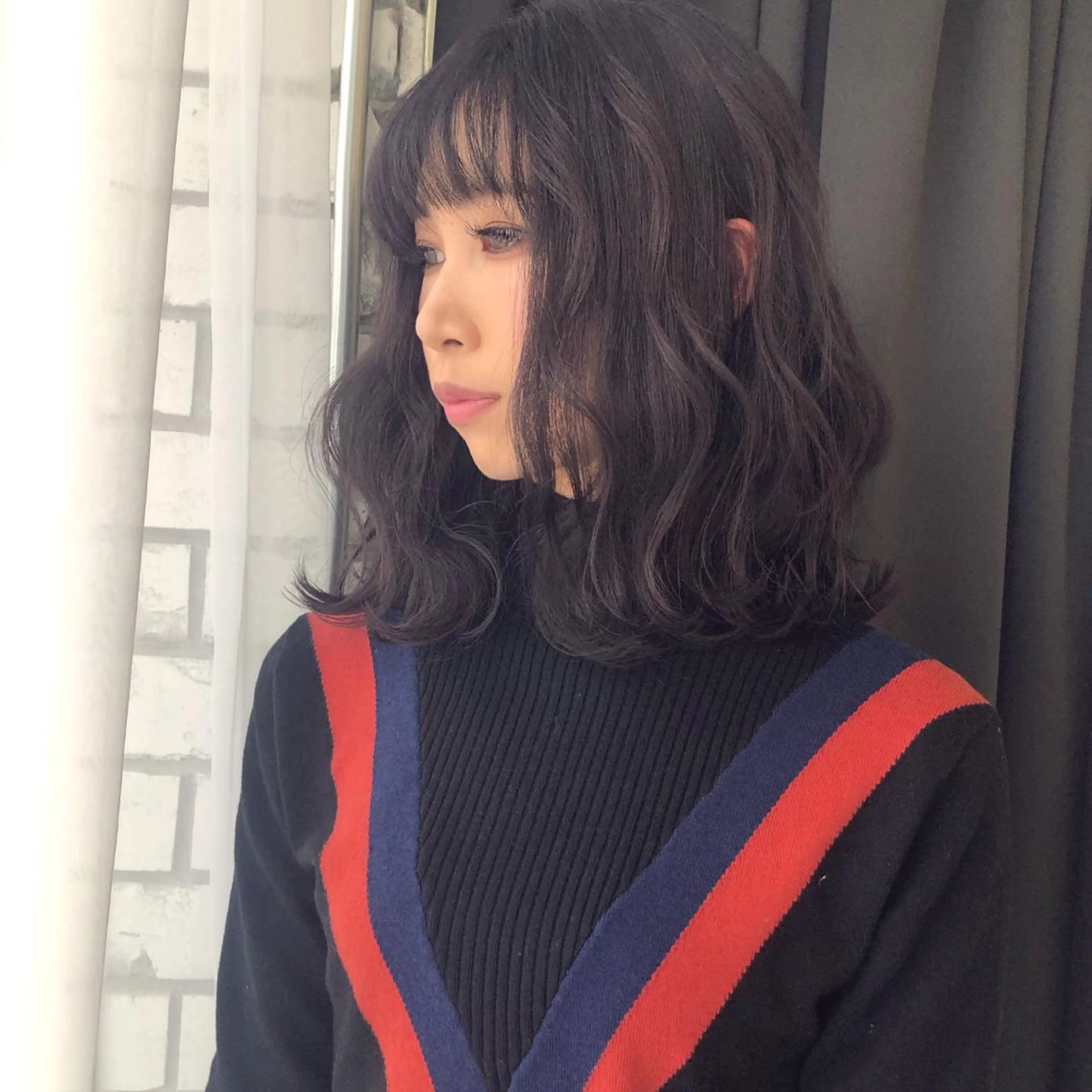 セミロング カラー グレージュ パープルカラー ORIKA 美容室のヘアスタイル