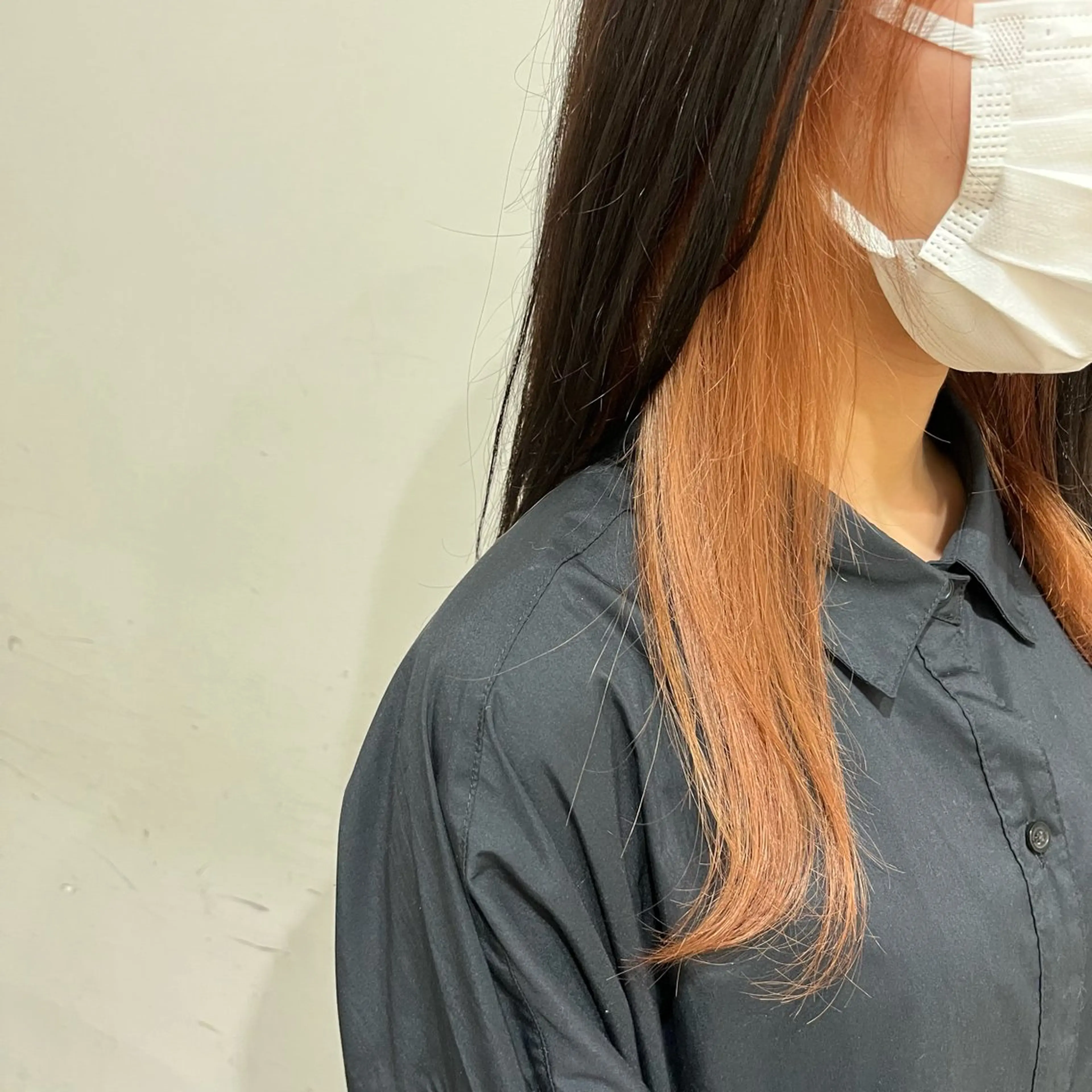 ロング カラー ブリーチ インナーカラー オレンジ 髪質改善カラー 貝本 遥那 🧸⸝⋆*のヘアスタイル