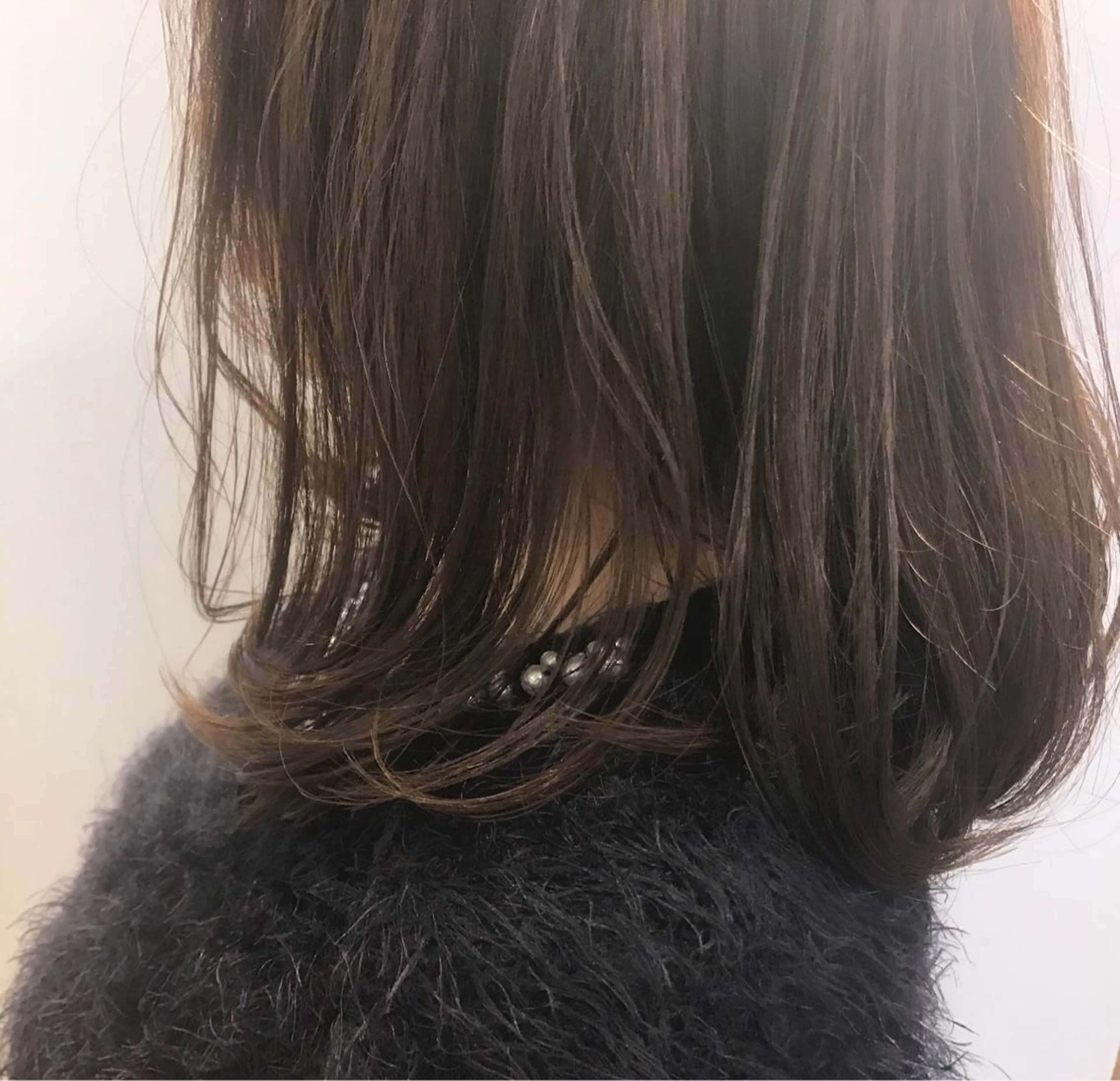 ミディアム カラー 透明感カラー グレージュ ハイトーンカラー yeope所属・ハイトーンカラー ブリーチ専門・天神のヘアスタイル