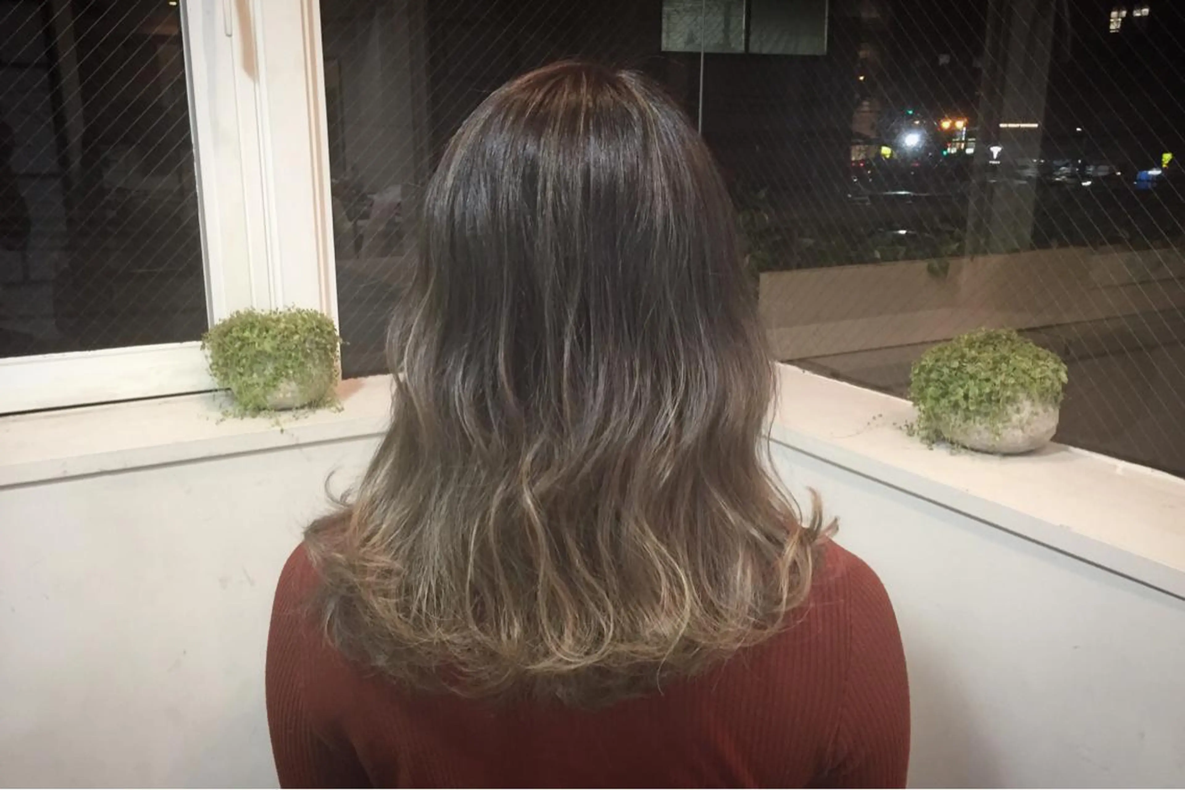 ミディアム カラー ブリーチ グラデーションカラー グレージュ ハイライトカラー イルミナカラー 🌈髪質改善カラーの 🌈坂本侑樹のヘアスタイル