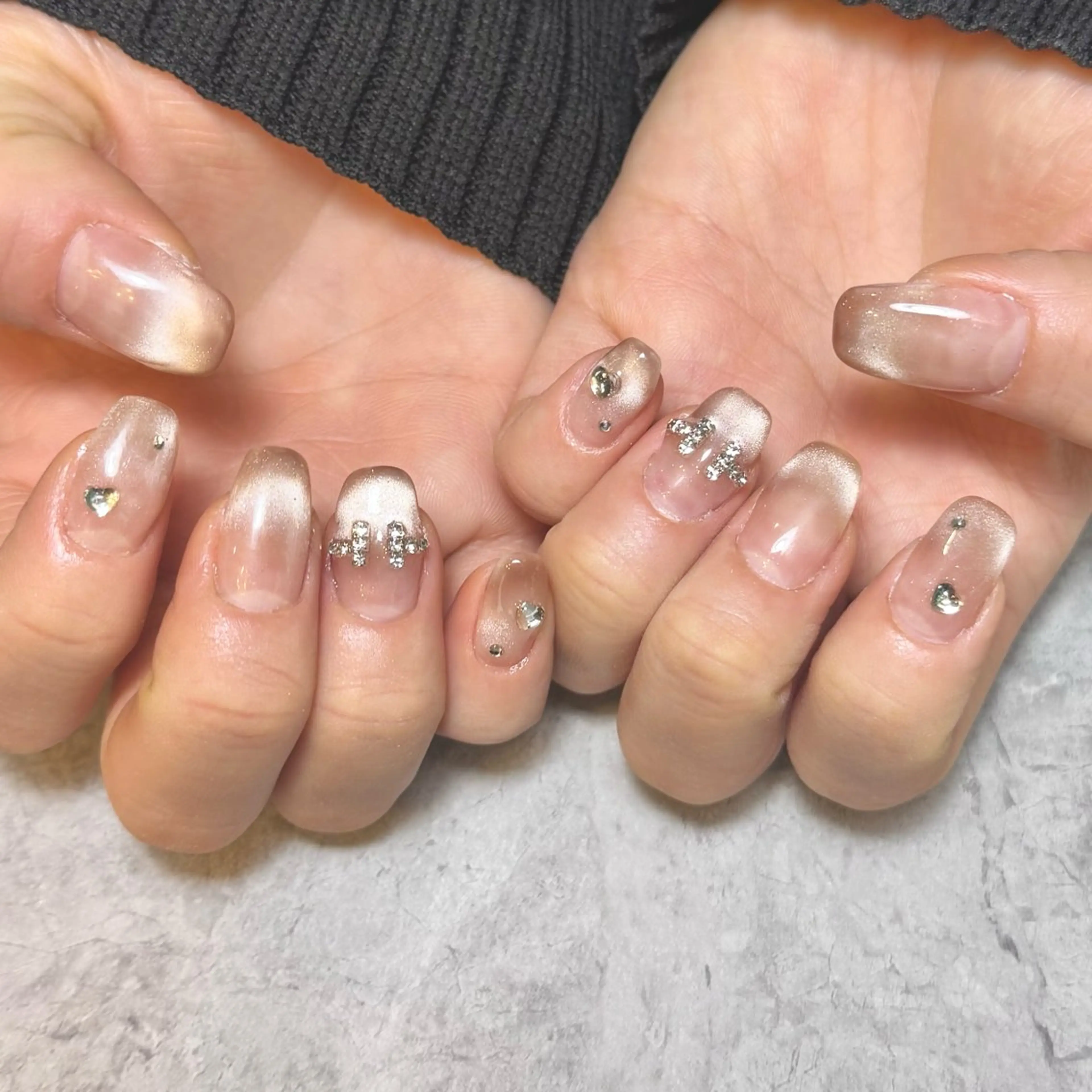 ネイル ガーリー グラデーション キラキラネイル マグネットネイル ワンホンネイル ハンドネイル Nail Salon Lillion【リリオン】所属・lillion karenのネイルデザイン