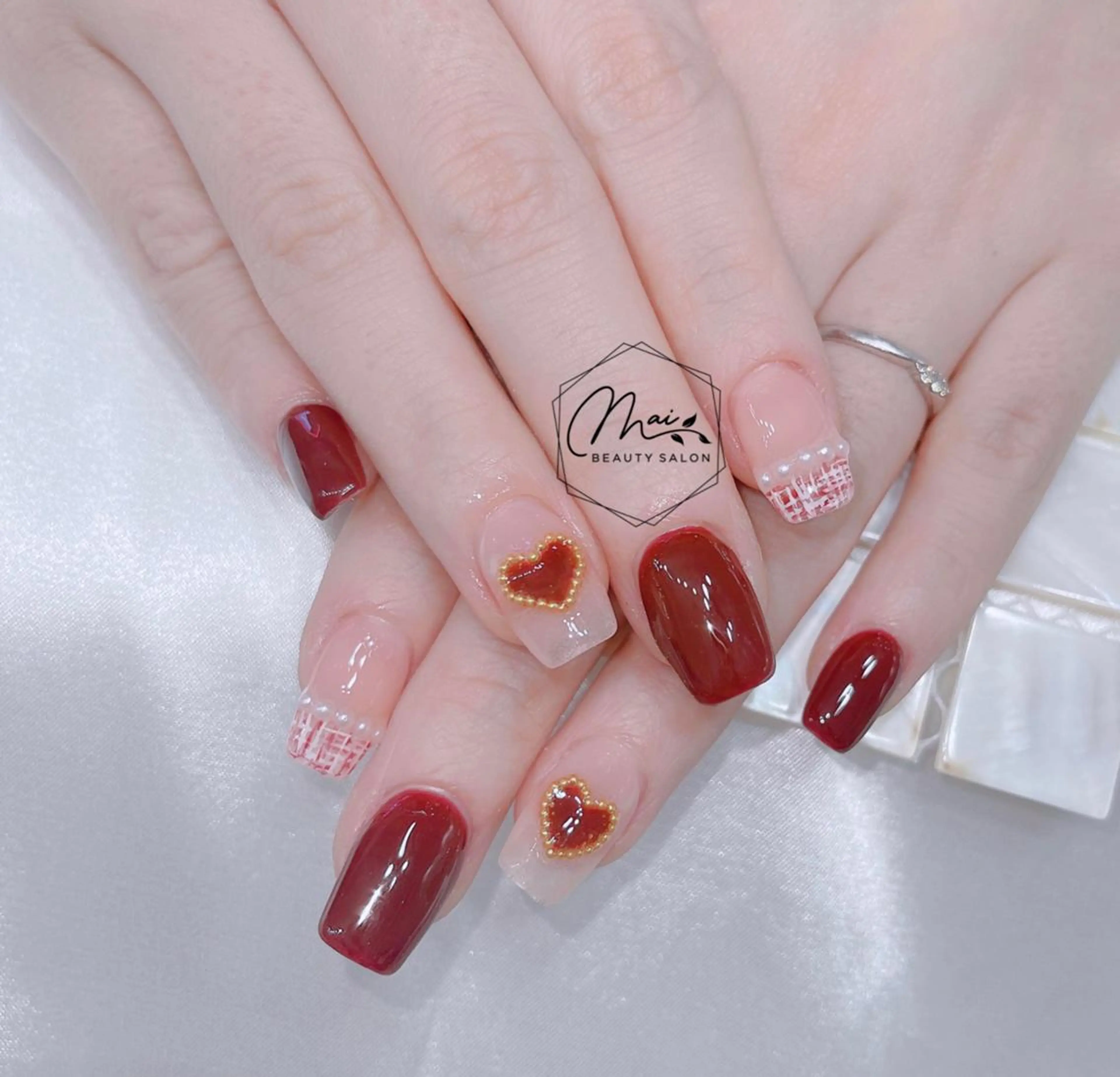 ネイル オーロラネイル 長さ出し フラッシュネイル フレンチネイル ジェルネイル MaiBeauty マイ マイのネイルデザイン