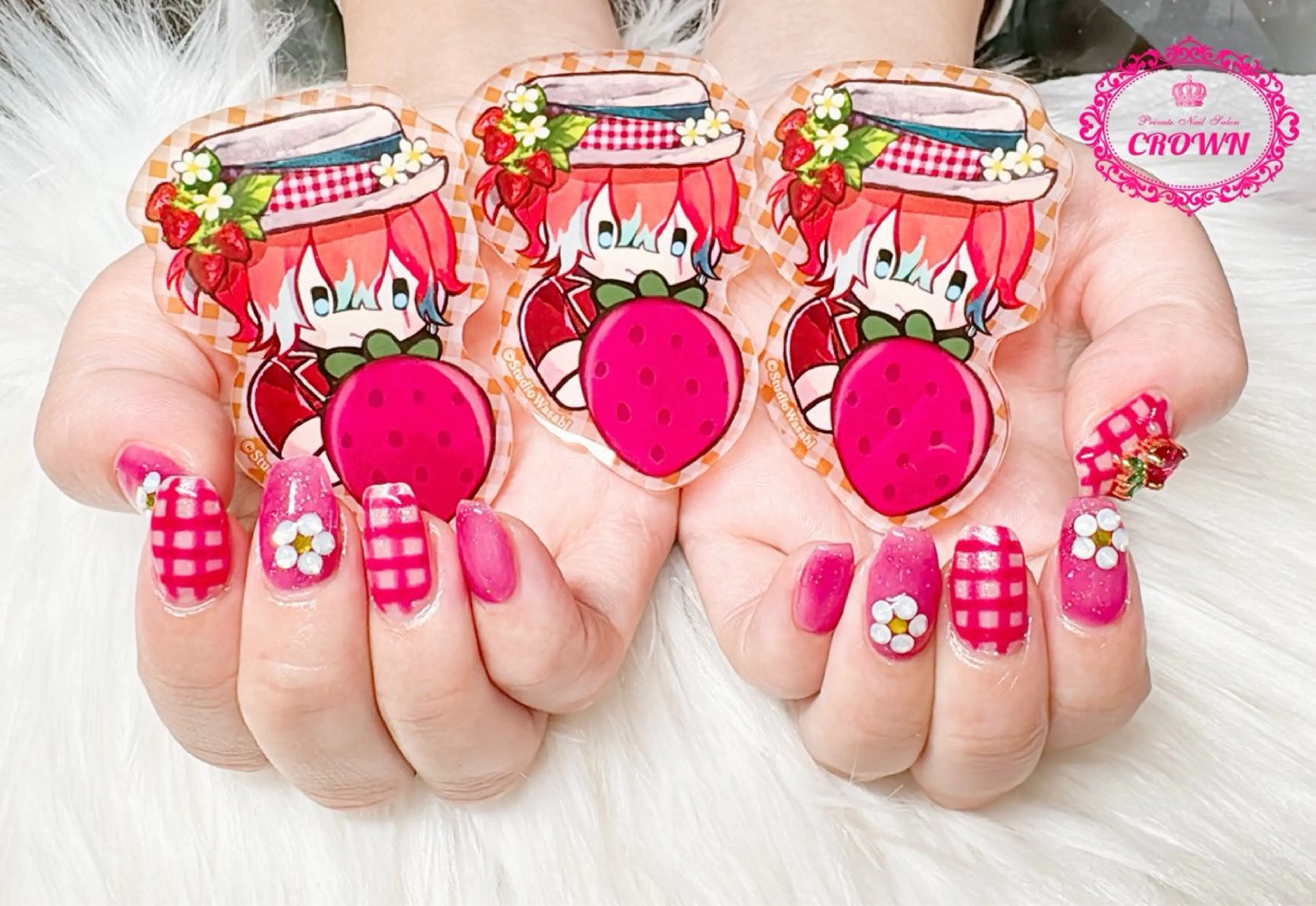 ネイル CROWN プライベートサロンのネイルデザイン