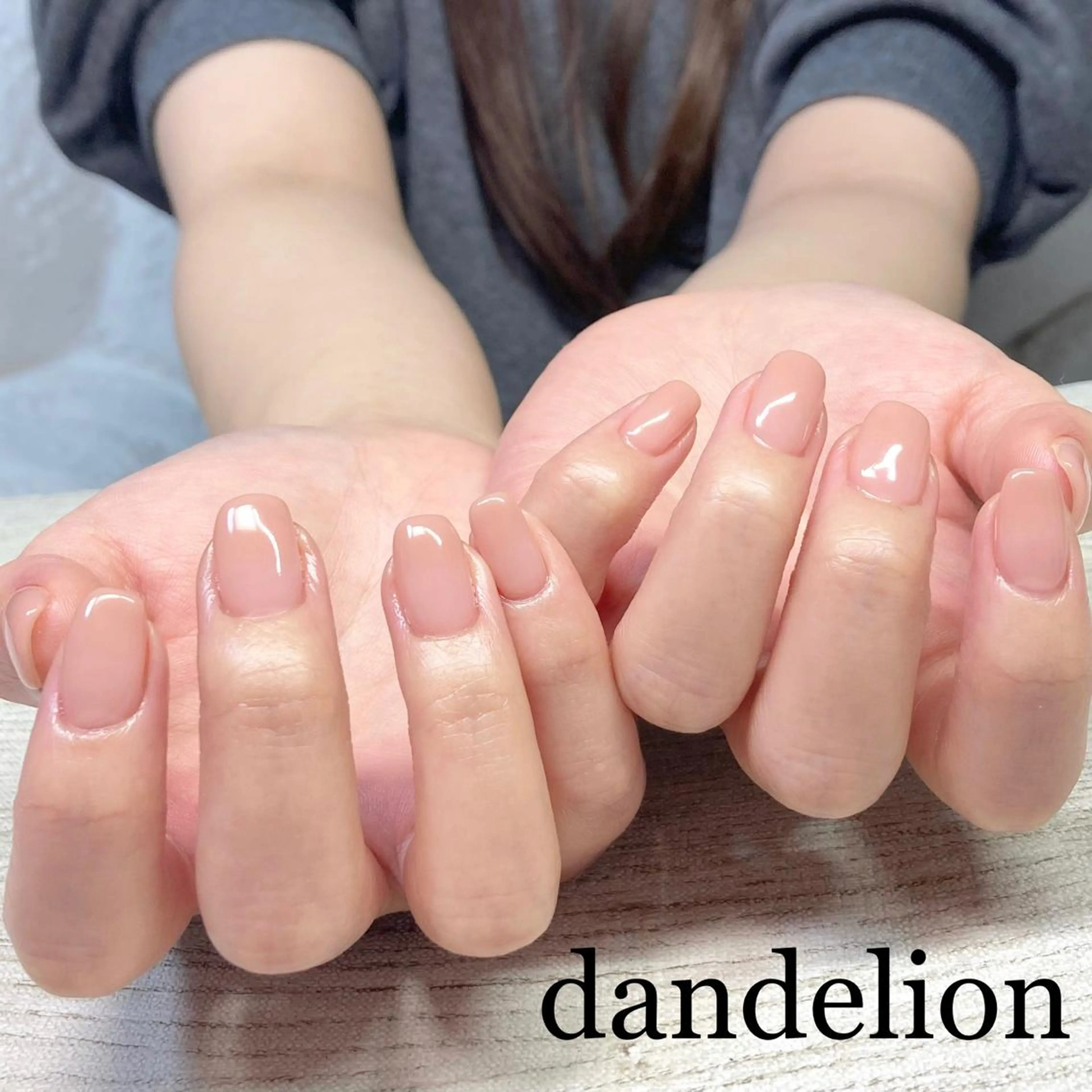 ネイル ハンドネイル ハンドケア dandelion ダンデライオンのネイルデザイン