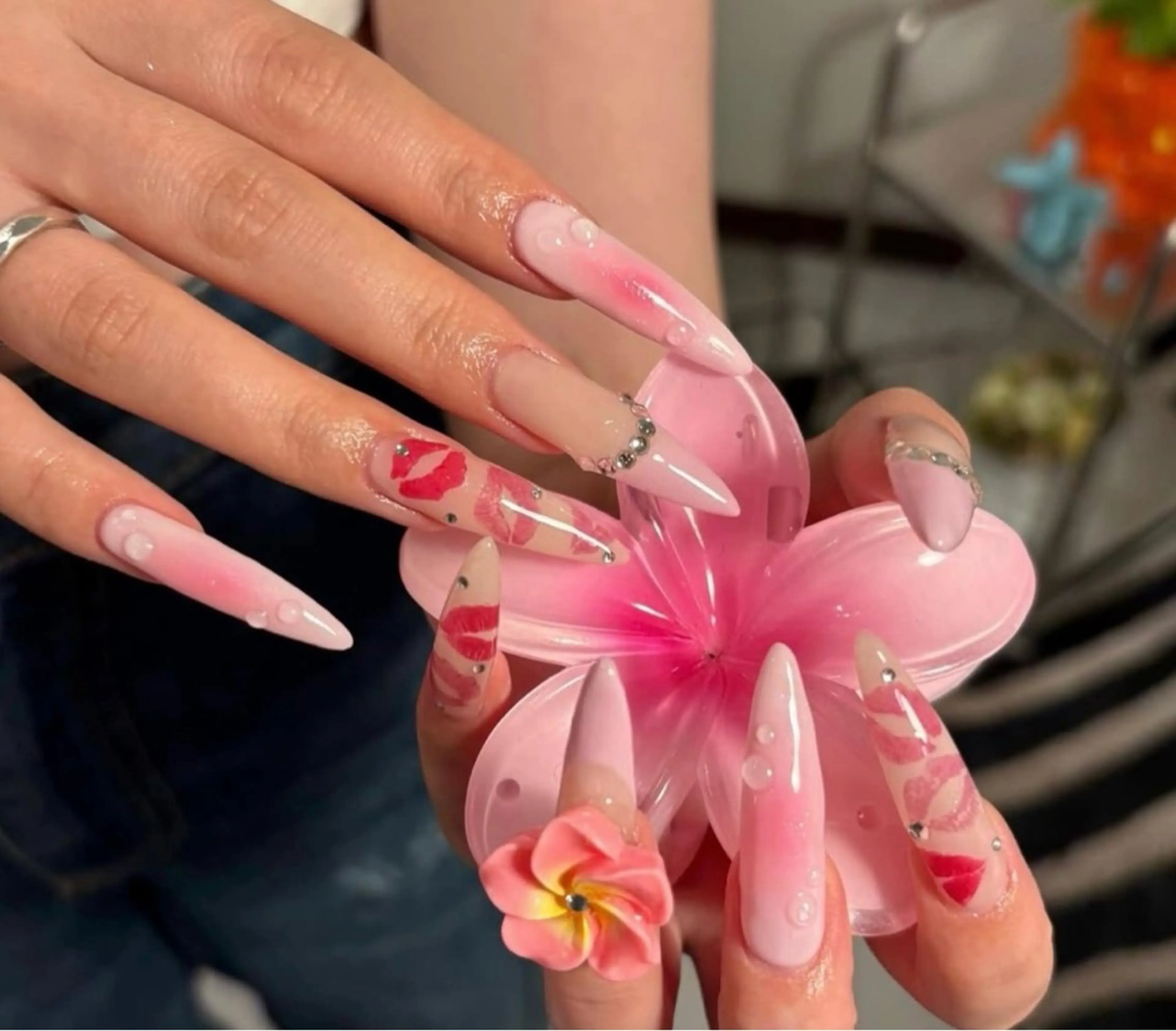 ネイル アートネイル 長さ出し ジェルネイル マグネットネイル ニュアンスネイル なな_ CloudyChanのネイルデザイン