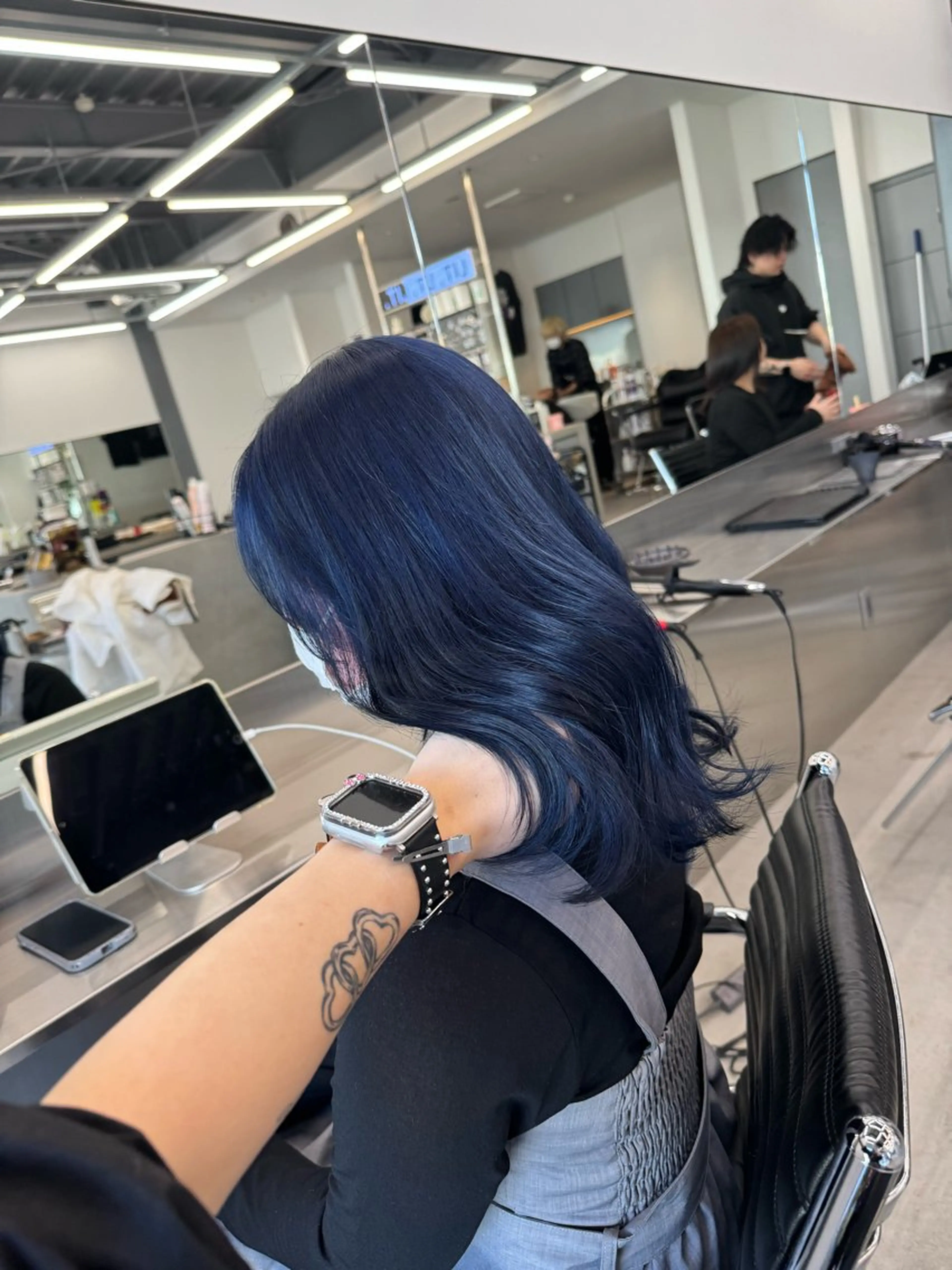 ミディアム ヘアカラー 髪質改善🫧透明感 🤍Kurahaのヘアスタイル