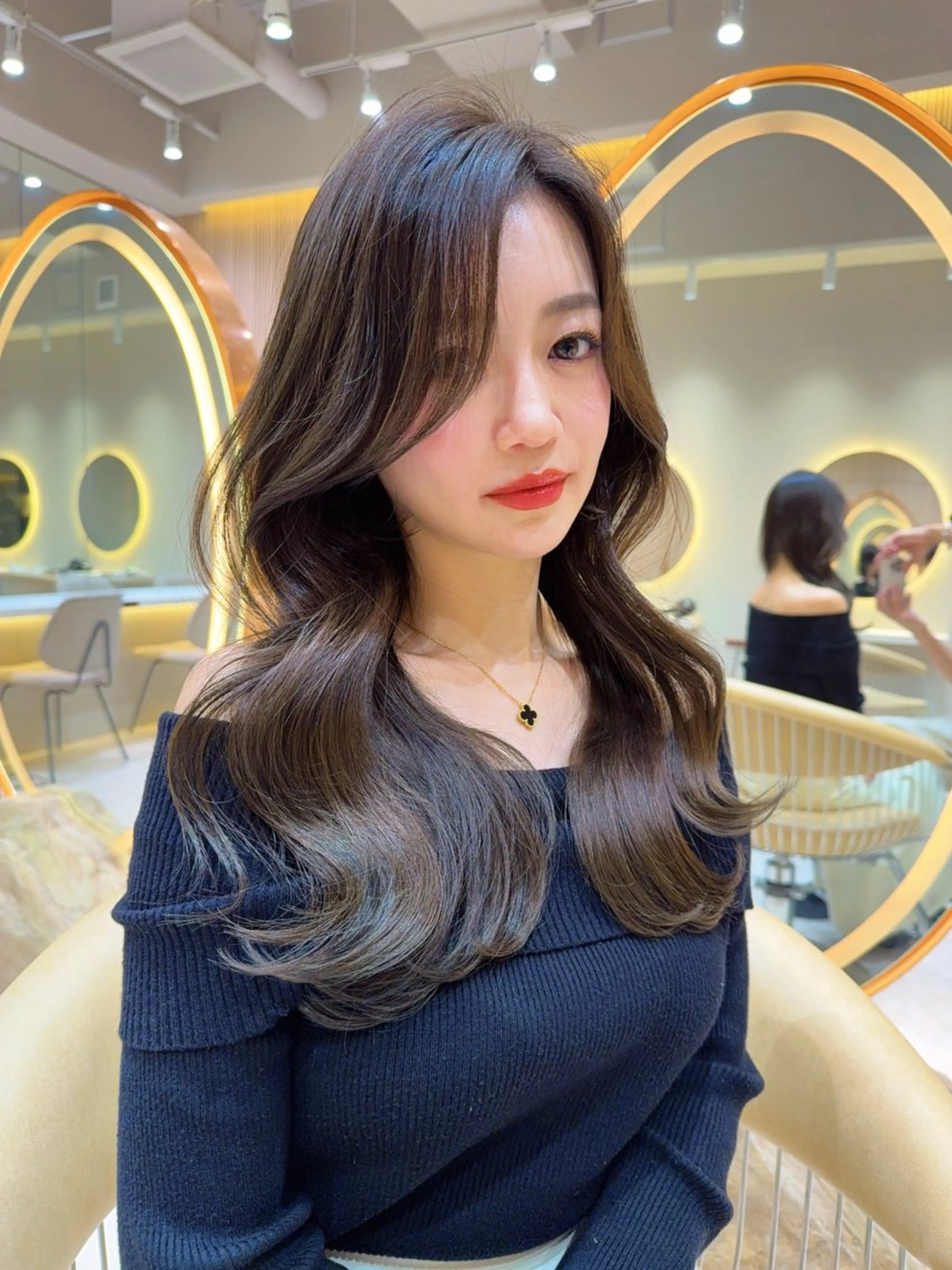 セミロング カラー カット ヘアカラー トリートメント レイヤー❣️縮毛矯正 川村利幸のヘアスタイル