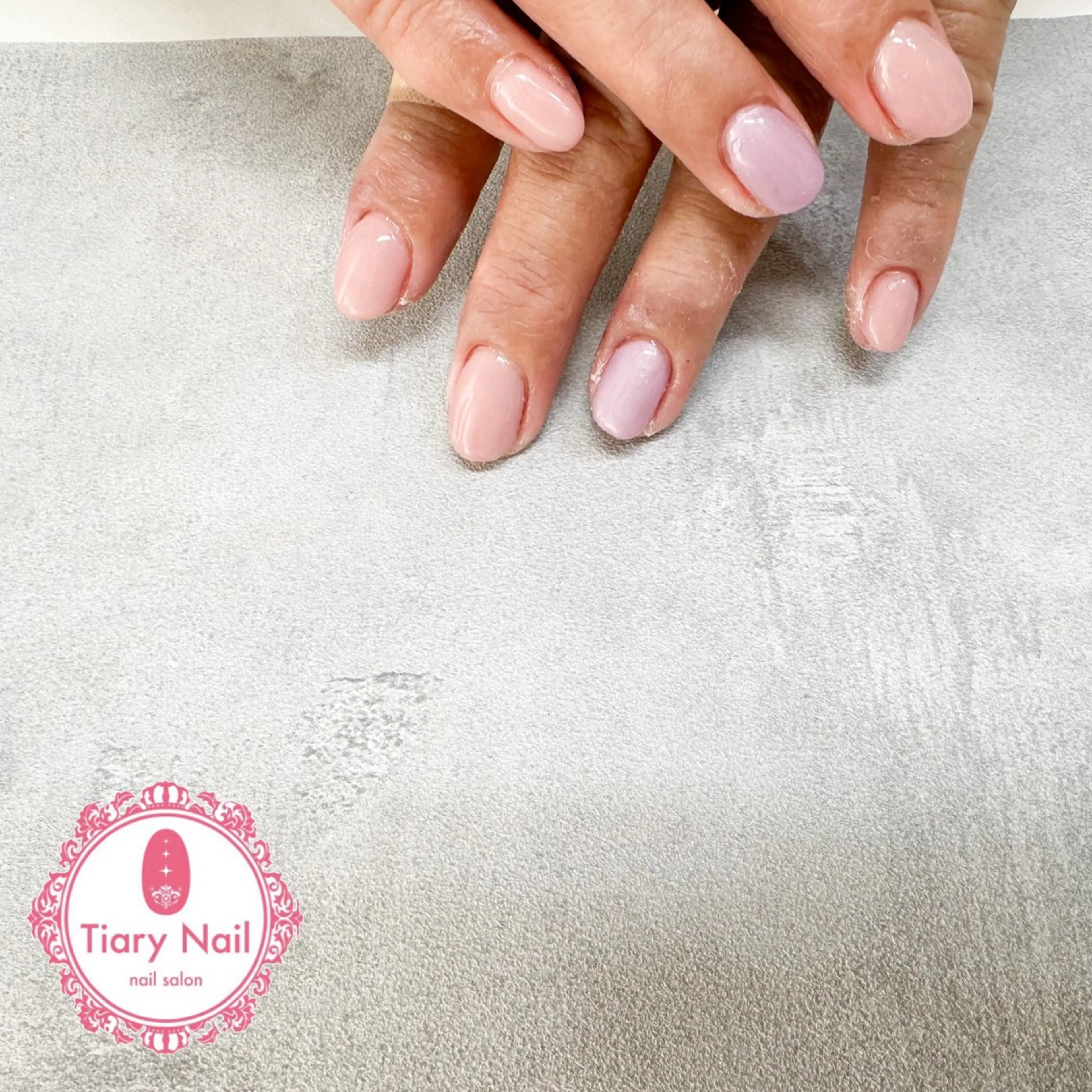 ネイル tiarynail K Kのネイルデザイン