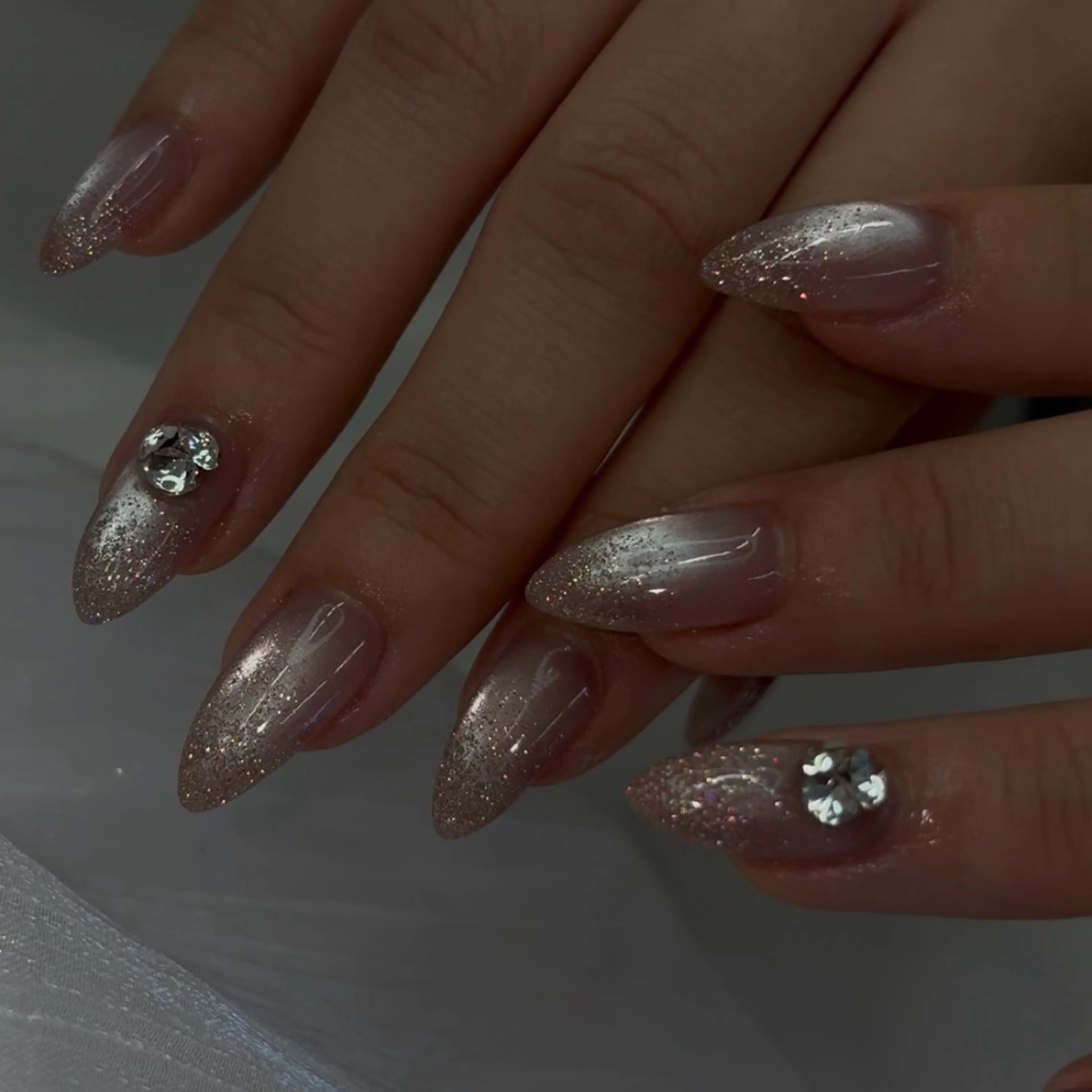 ネイル ハンドネイル GRACE グレイスのネイルデザイン