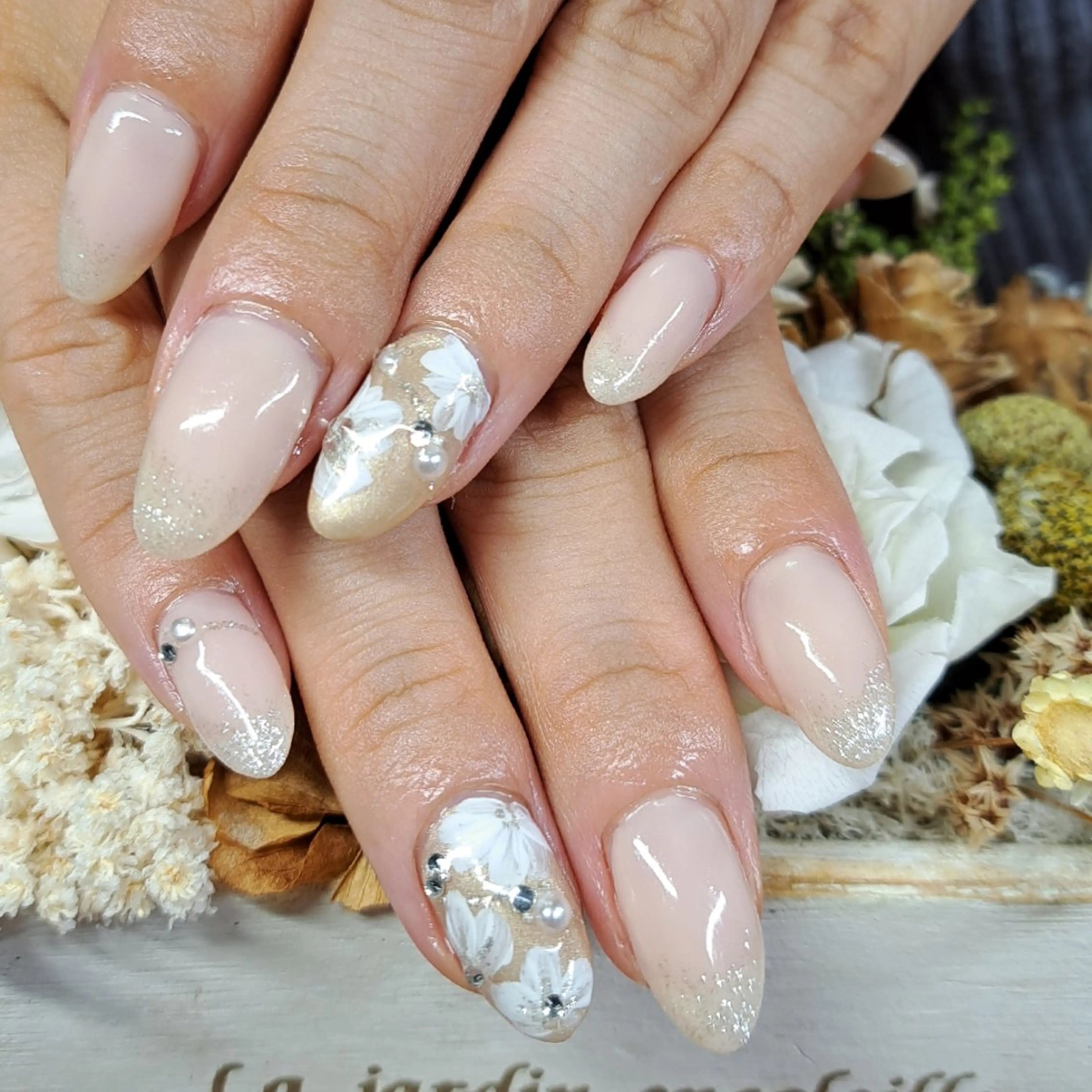 ネイル ブライダルネイル HAYASHI  Nのネイルデザイン