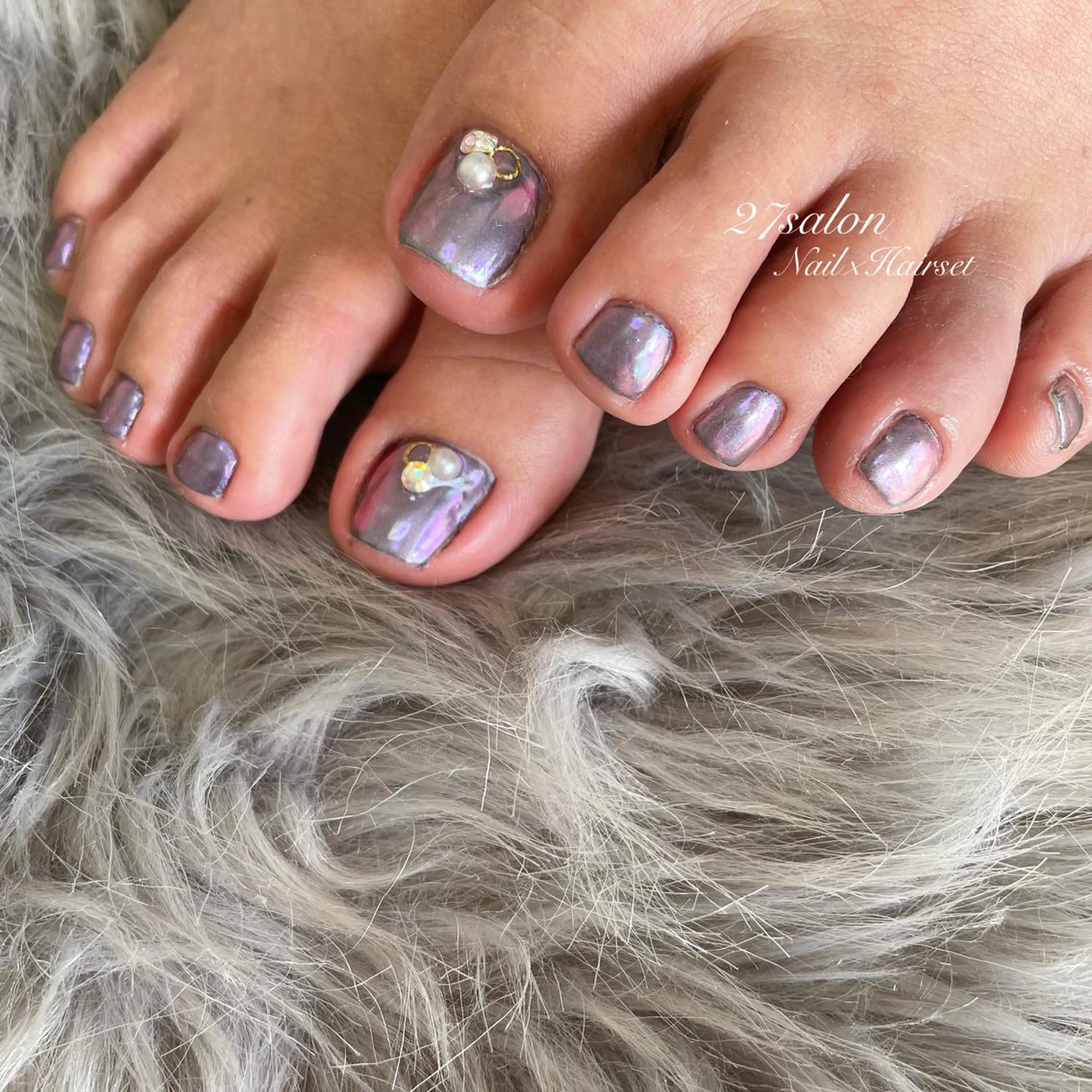 ネイル フットネイル ミラーネイル パープル 27salon yuinaのネイルデザイン