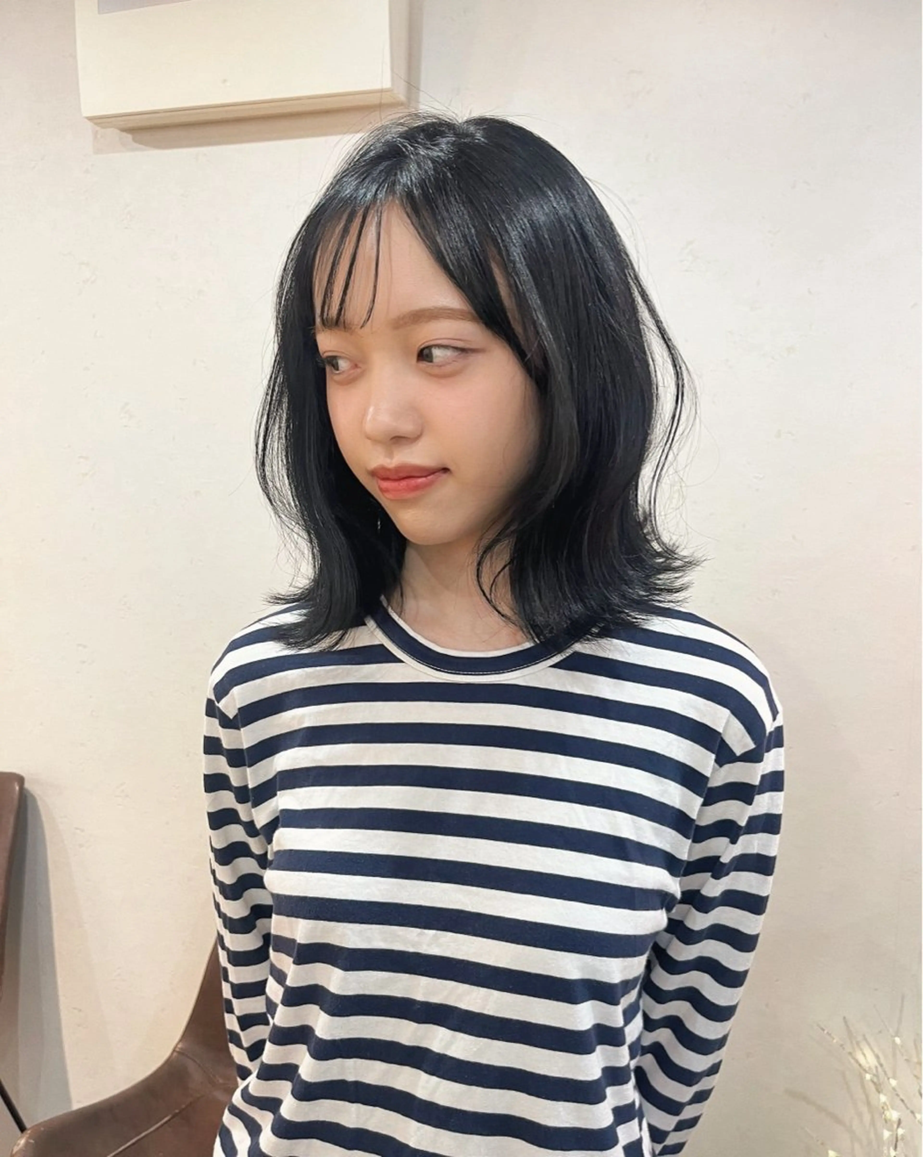 ミディアム カット ヘアカラー トリートメント 義本 風佳のヘアスタイル