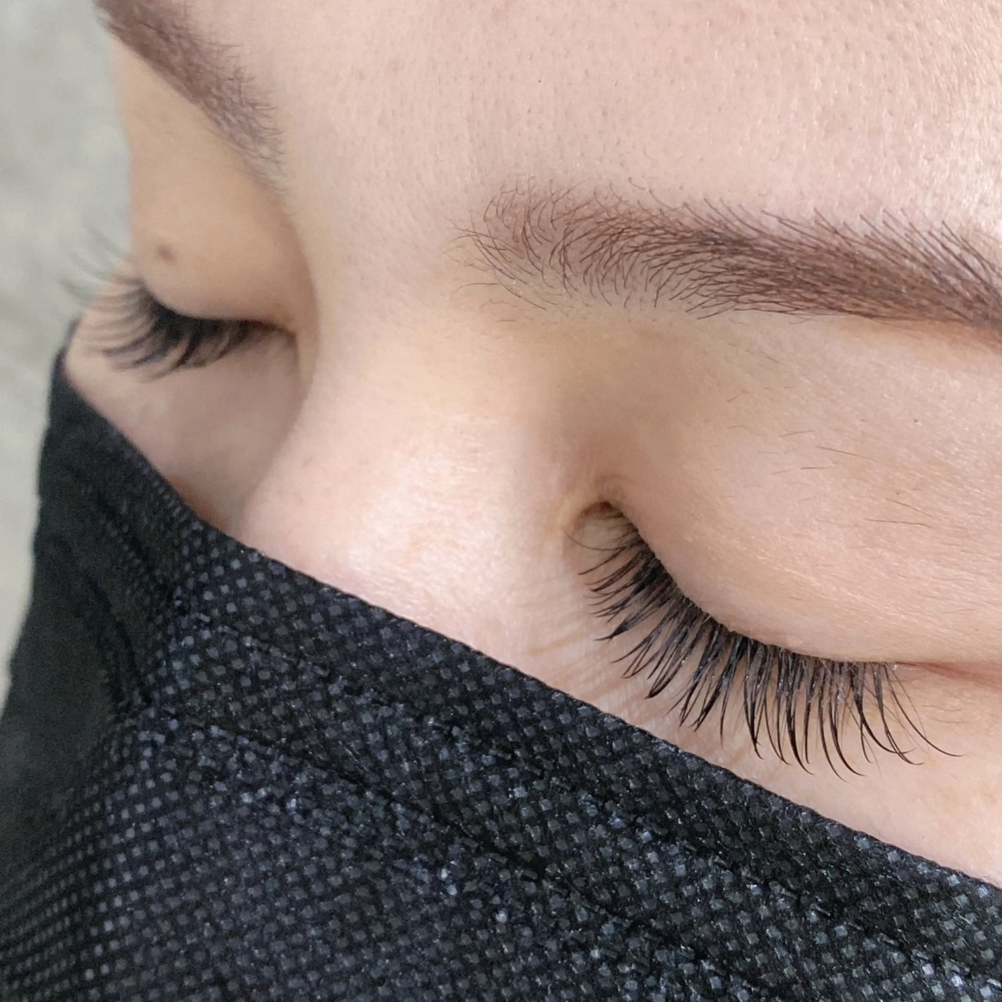 マツエク・マツパ マツエク LITMUS HAIR SALON所属・末吉 結衣の眉毛・アイブロウイメージ