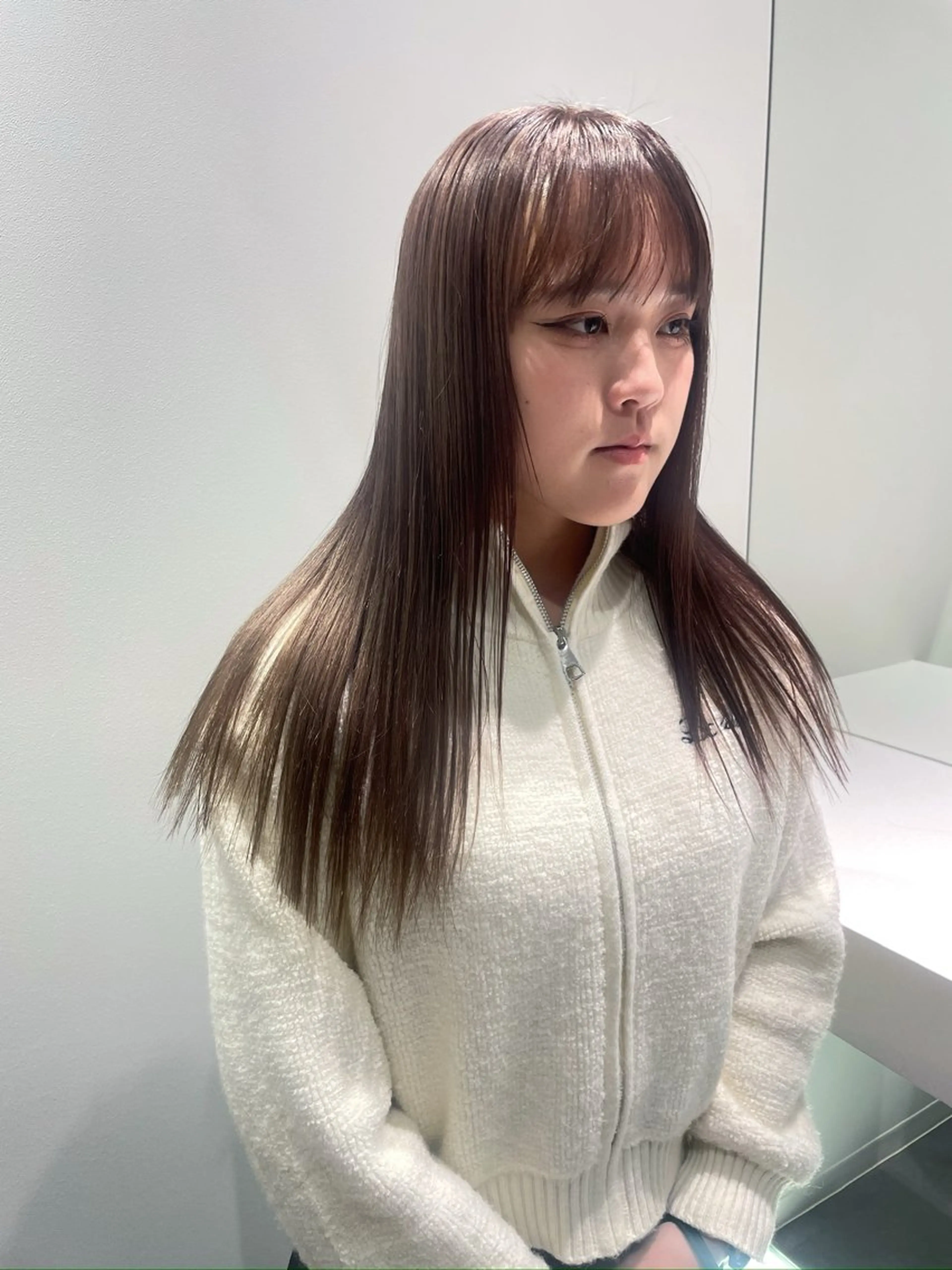 ロング カラー ヘアカラー トリートメント 佐野 えり奈のヘアスタイル