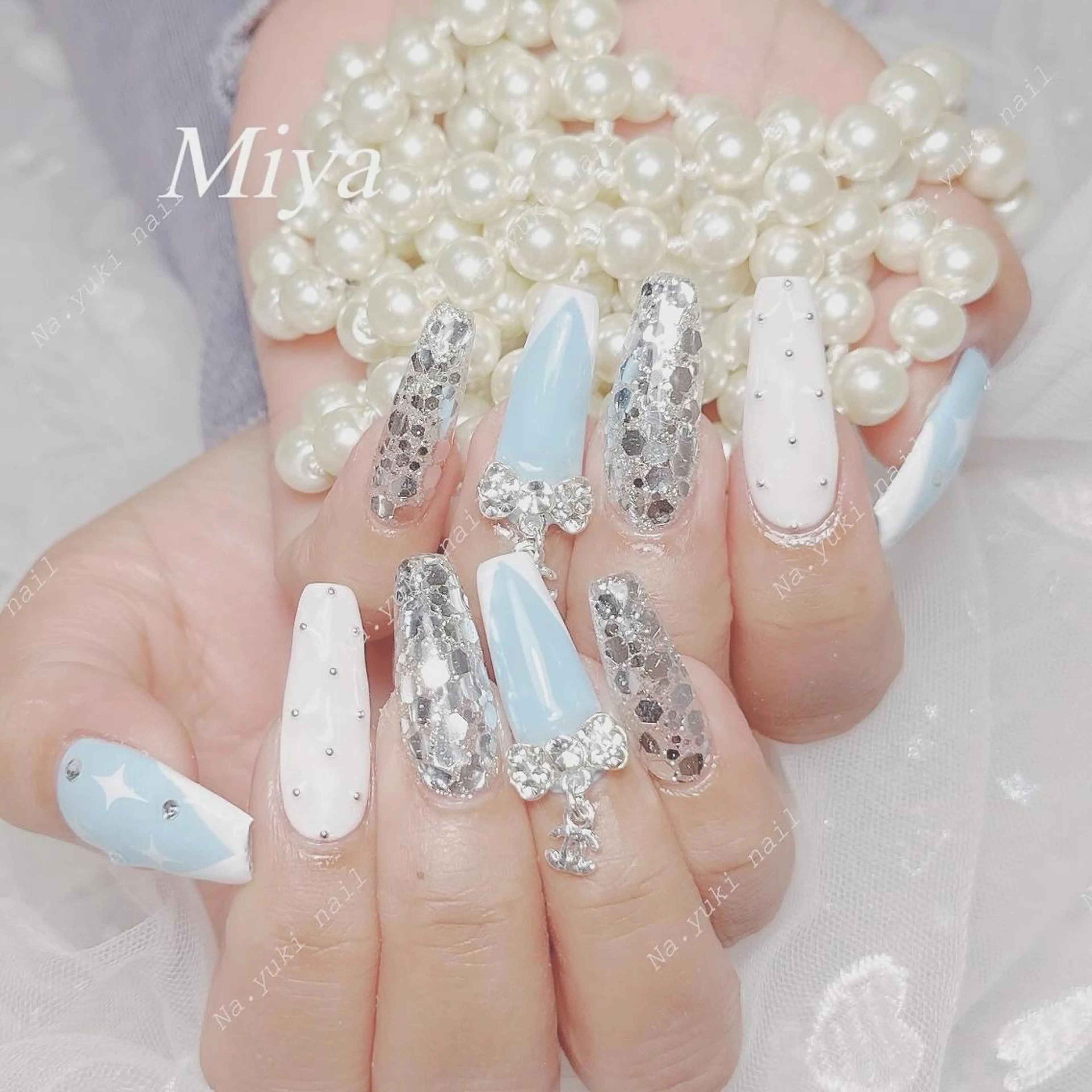 ネイル ハンドネイル ハンドケア 🦋 Queenieのネイルデザイン