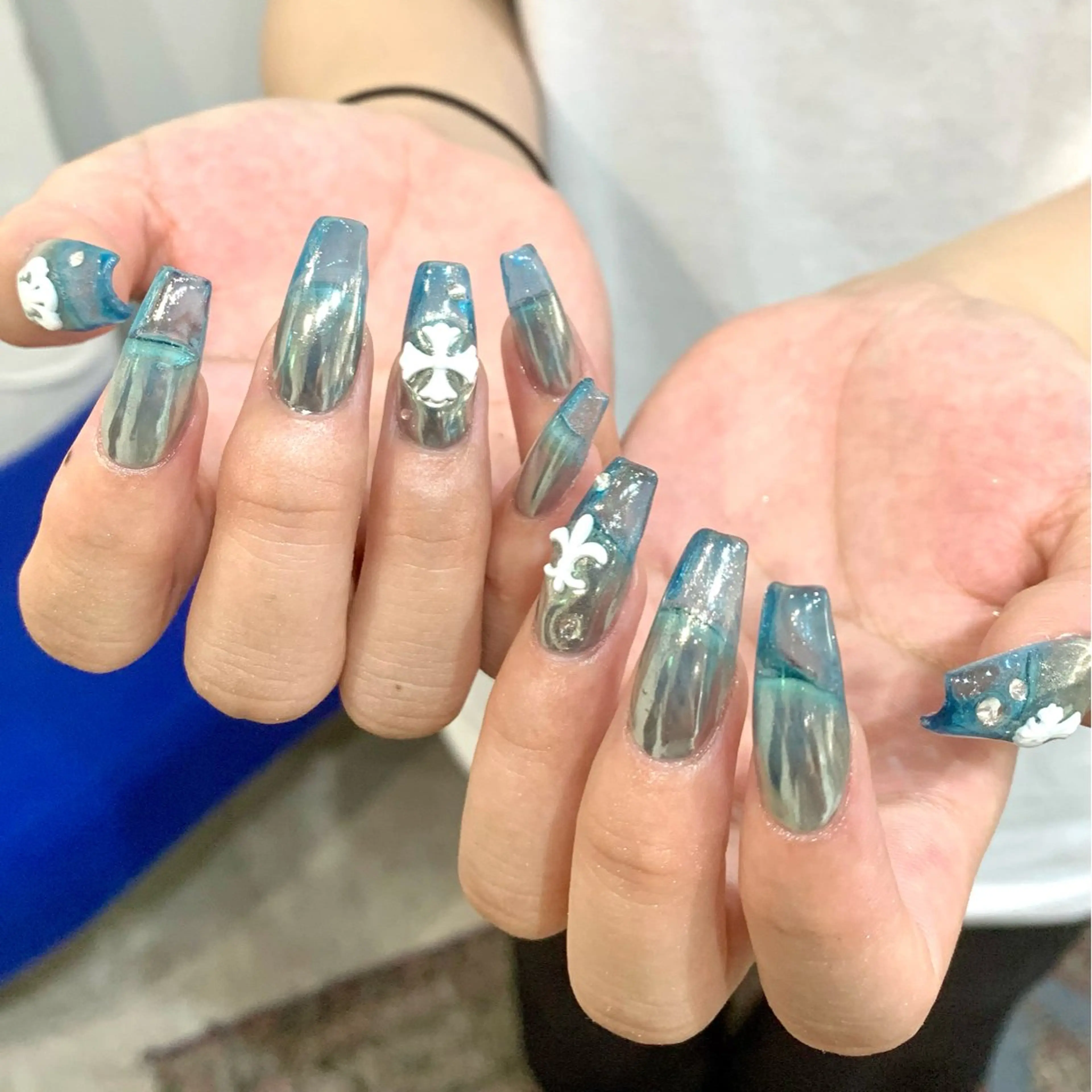 ネイル ハンドネイル 0203ムニムサン 💙Sayakaのネイルデザイン