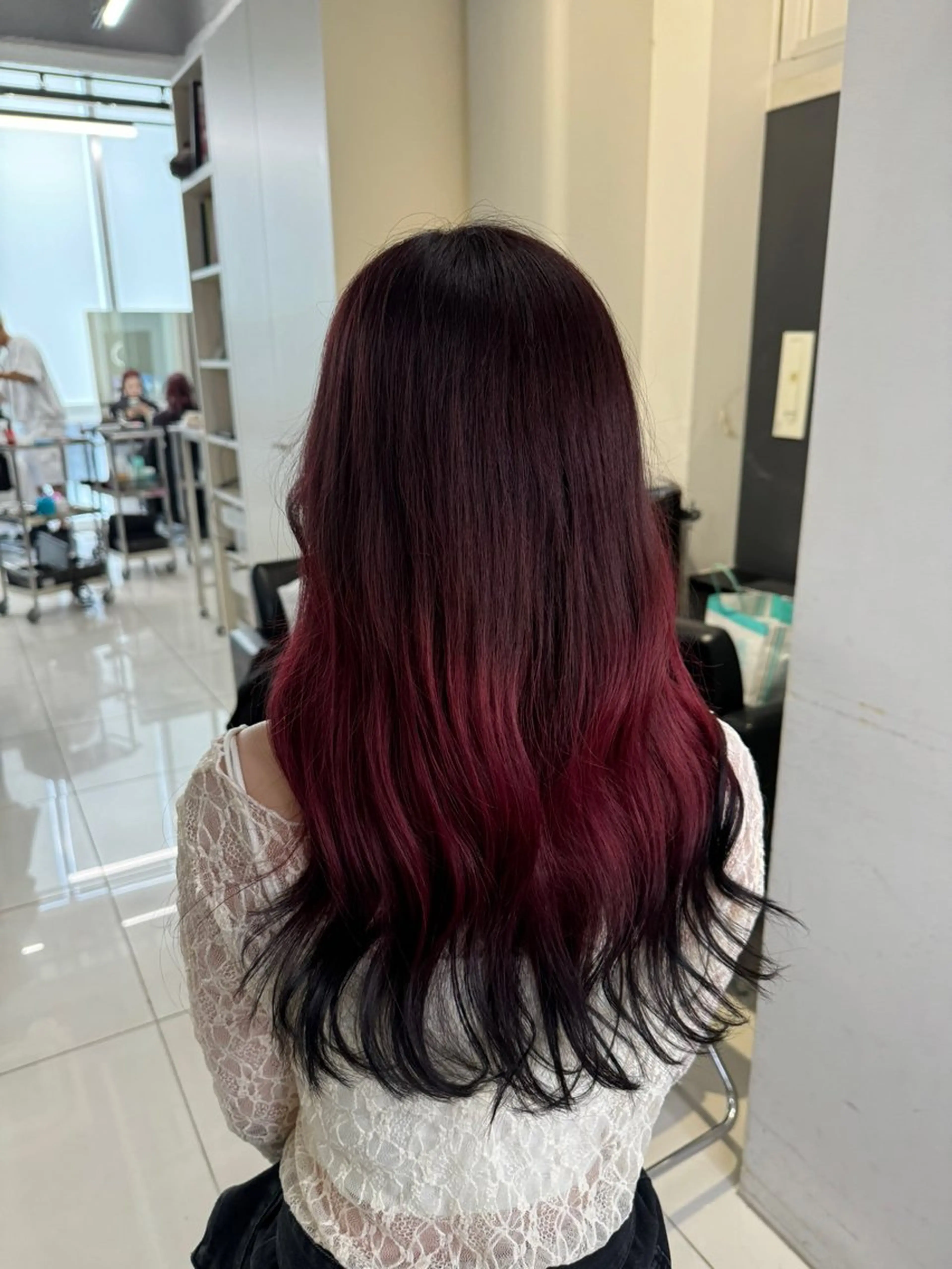 ロング カラー バレイヤージュ ブリーチ ケアブリーチ ダブルカラー ハイライトカラー Rikuto/原宿 /グラデーションのヘアスタイル