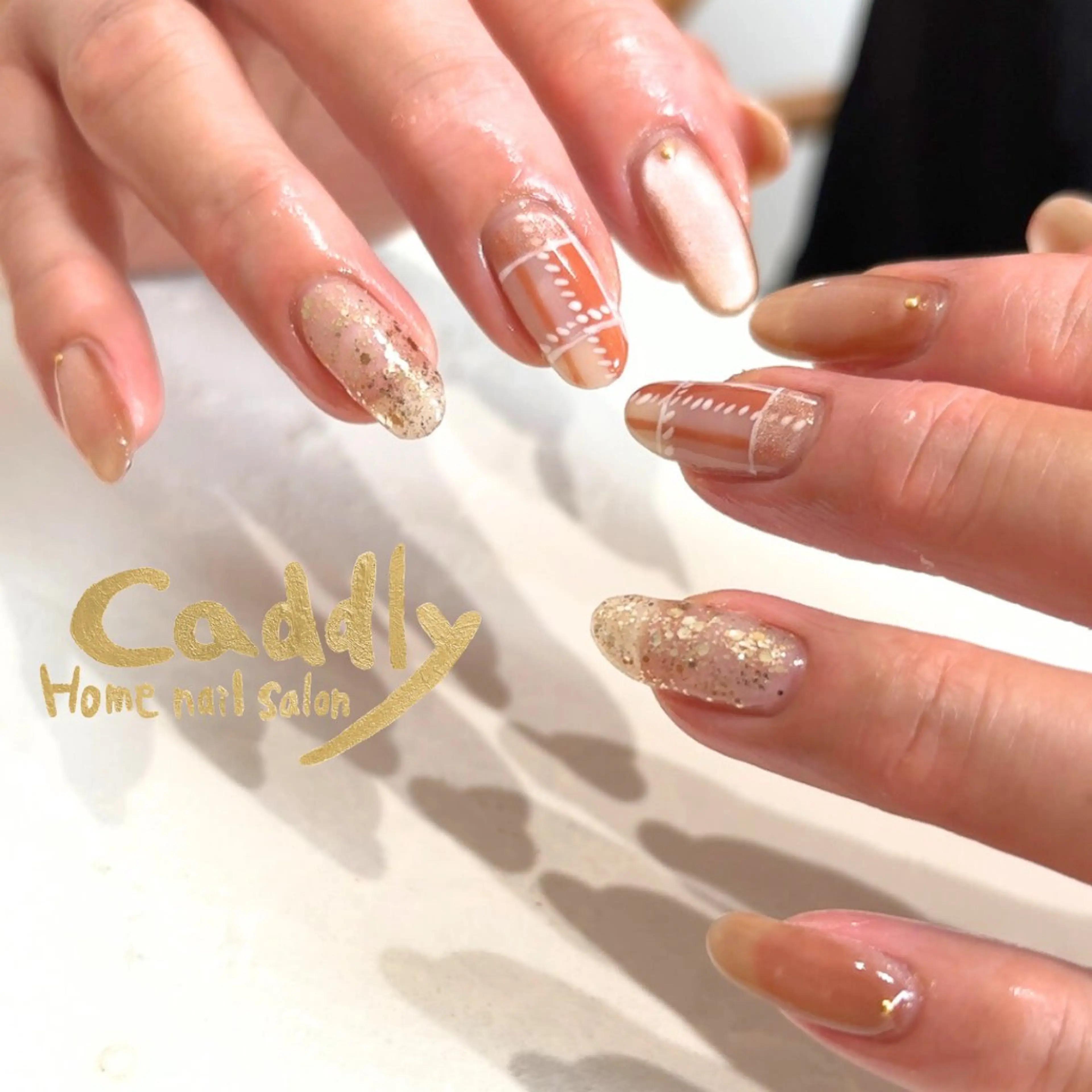 ネイル ハンドネイル caddly naoのネイルデザイン