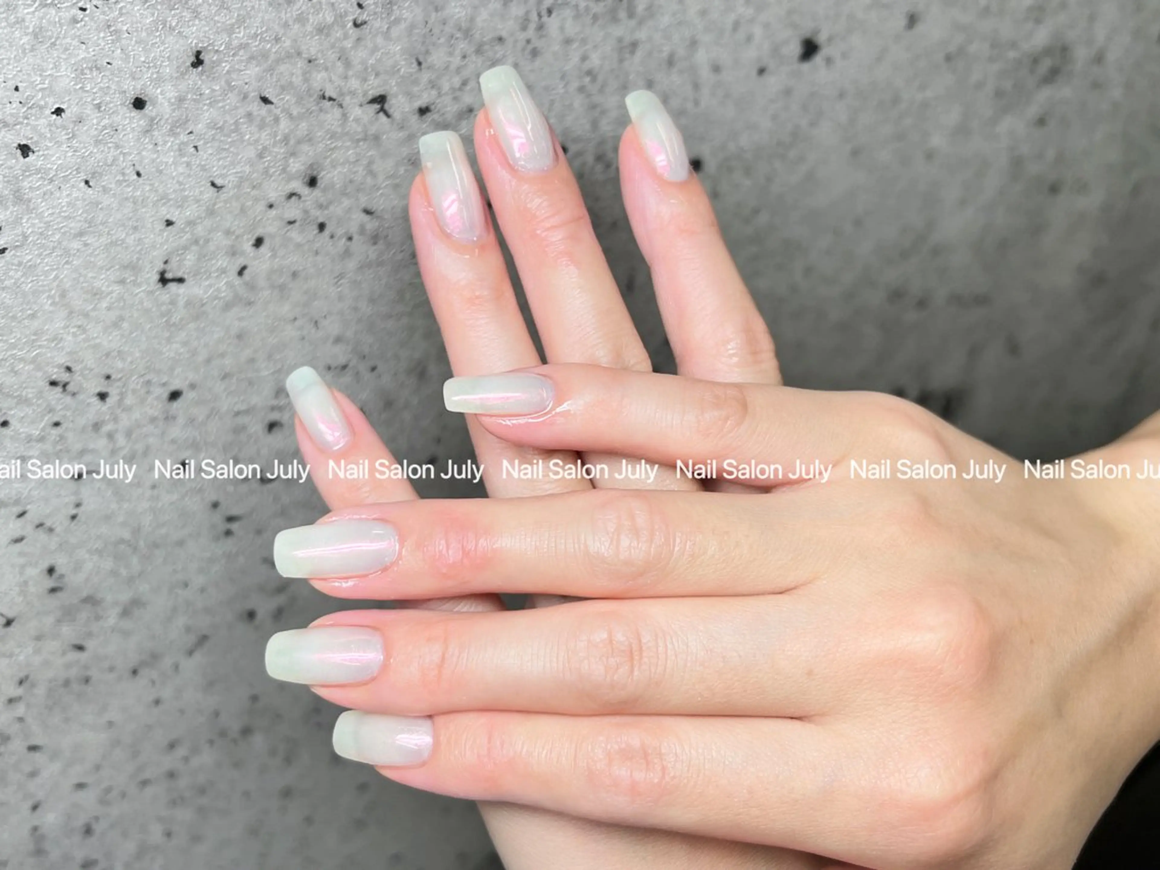 ネイル アートネイル オーロラネイル ジェルネイル ガーリー キラキラネイル ハンドネイル July モモのネイルデザイン