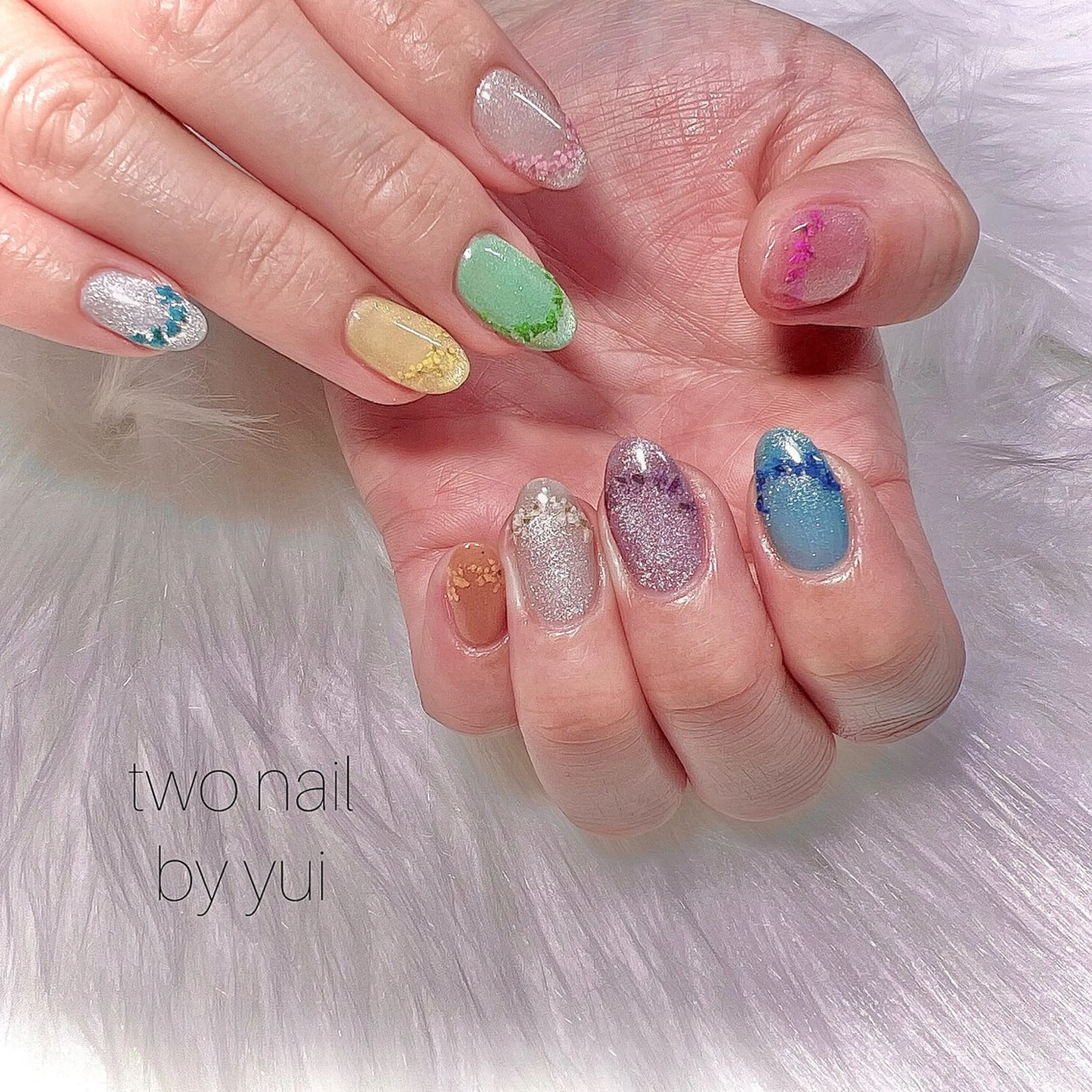 ネイル アートネイル マグネットネイル ネイルチップ ホワイト ハンドネイル two nailのネイルデザイン