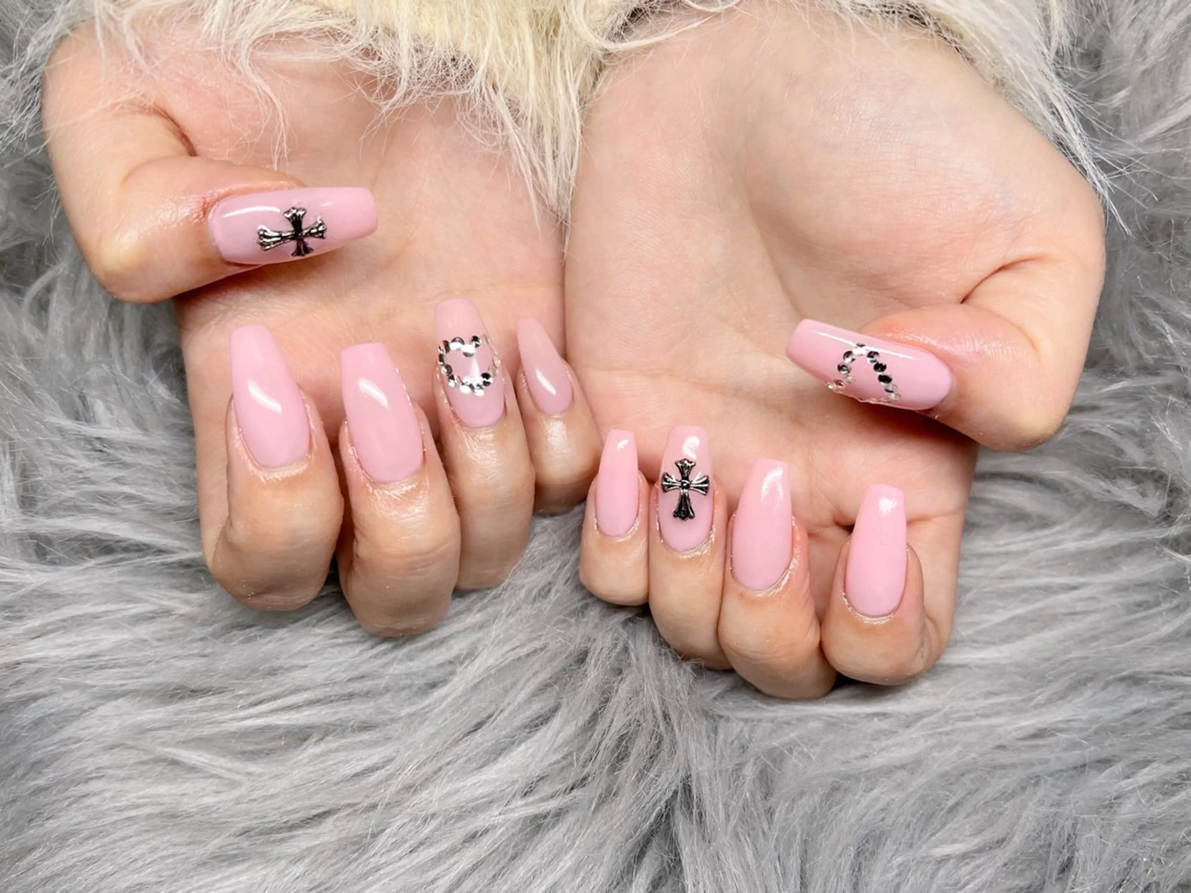 ネイル 個室ネイルサロンDolly  Girl〜ドーリーガール〜所属・DollyGirl KYOKOのネイルデザイン