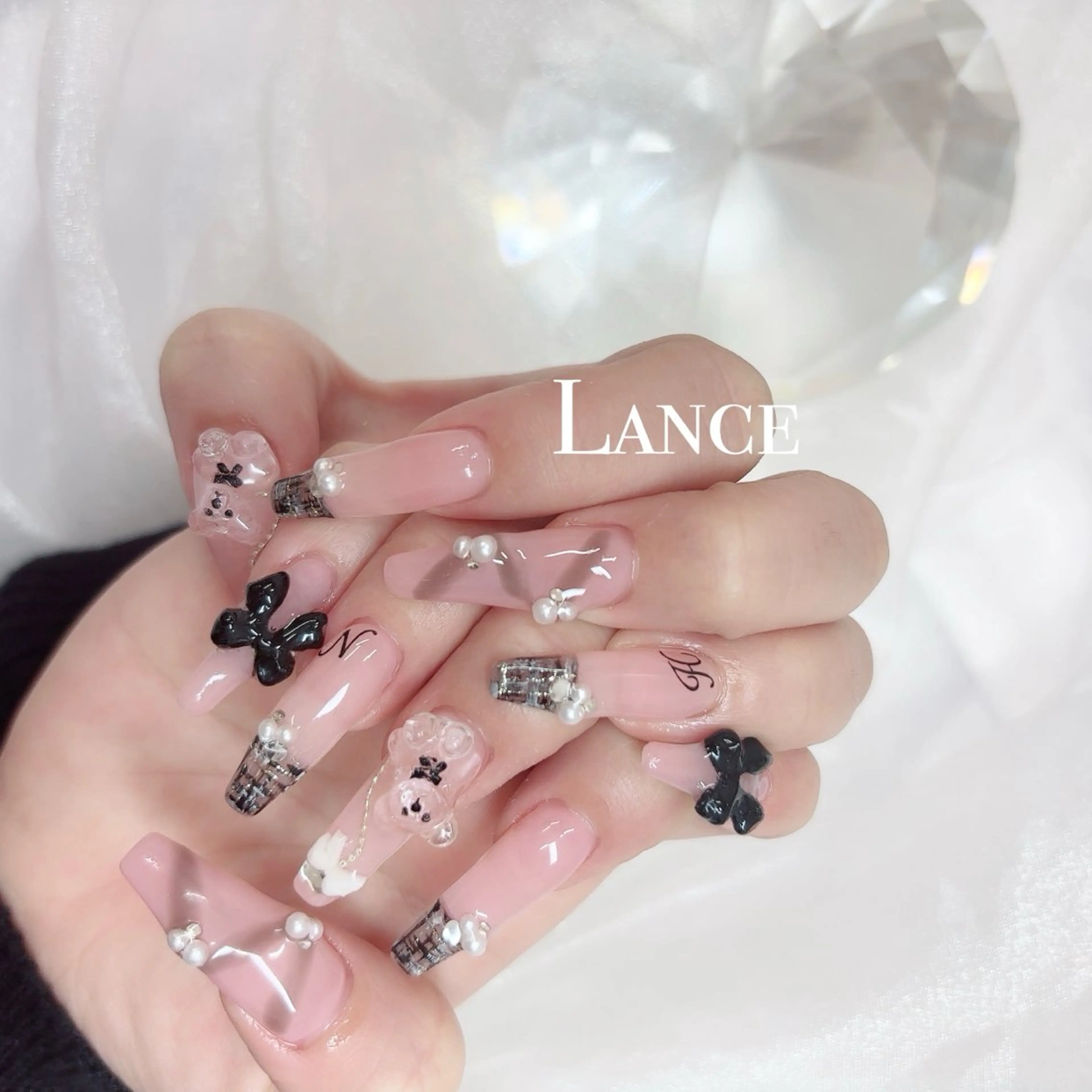 ネイル オーロラネイル フットネイル フレンチネイル ガラスフレンチ 氷ネイル・うるうるネイル ハンドネイル Lance nailのネイルデザイン