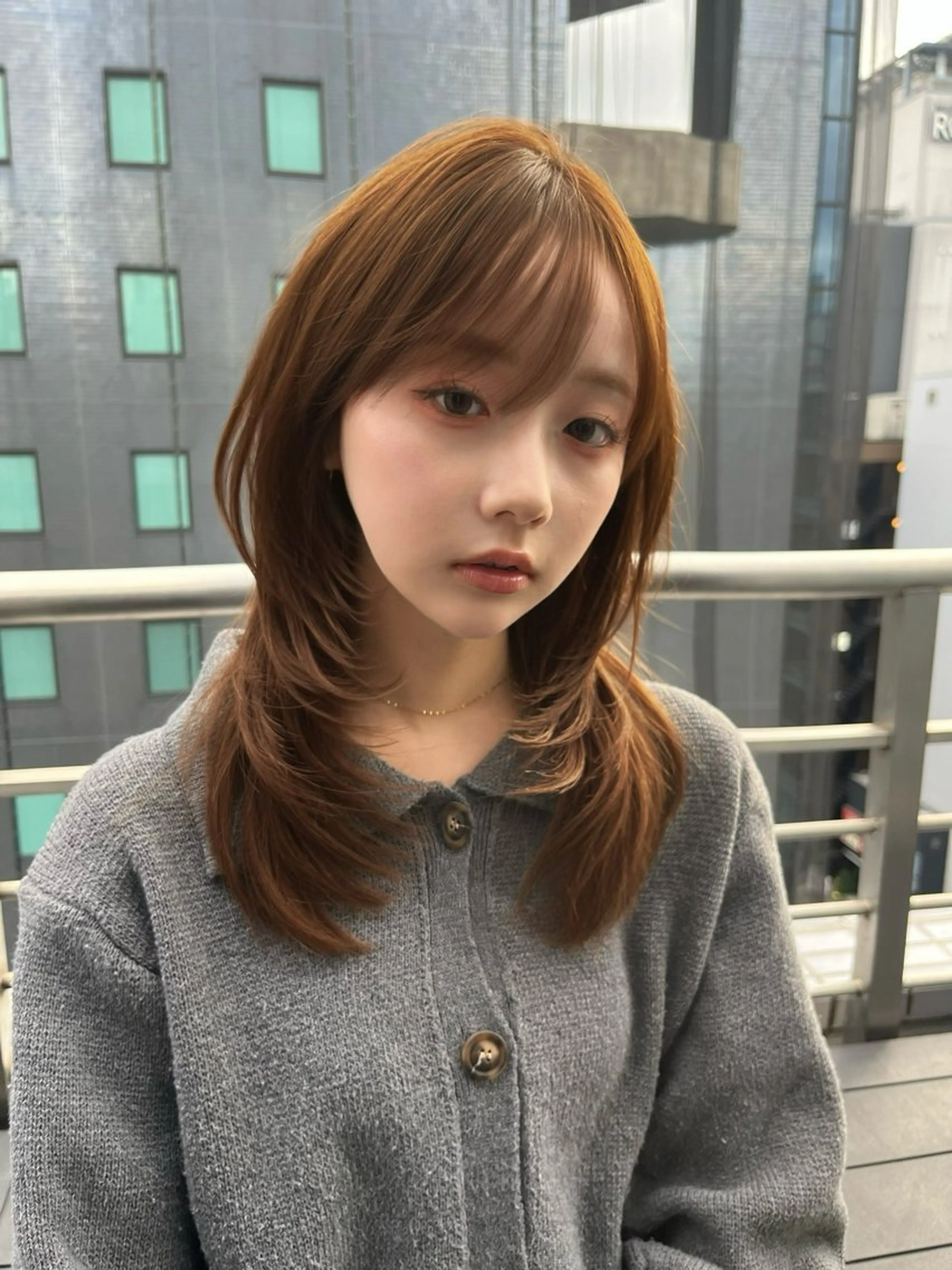 ロング カラー 透明感カラー 韓国風ヘア レイヤーカット 小顔カット カット ヘアカラー トリートメント 透明感カラー✨🩵 韓国ヘアkanatoのヘアスタイル