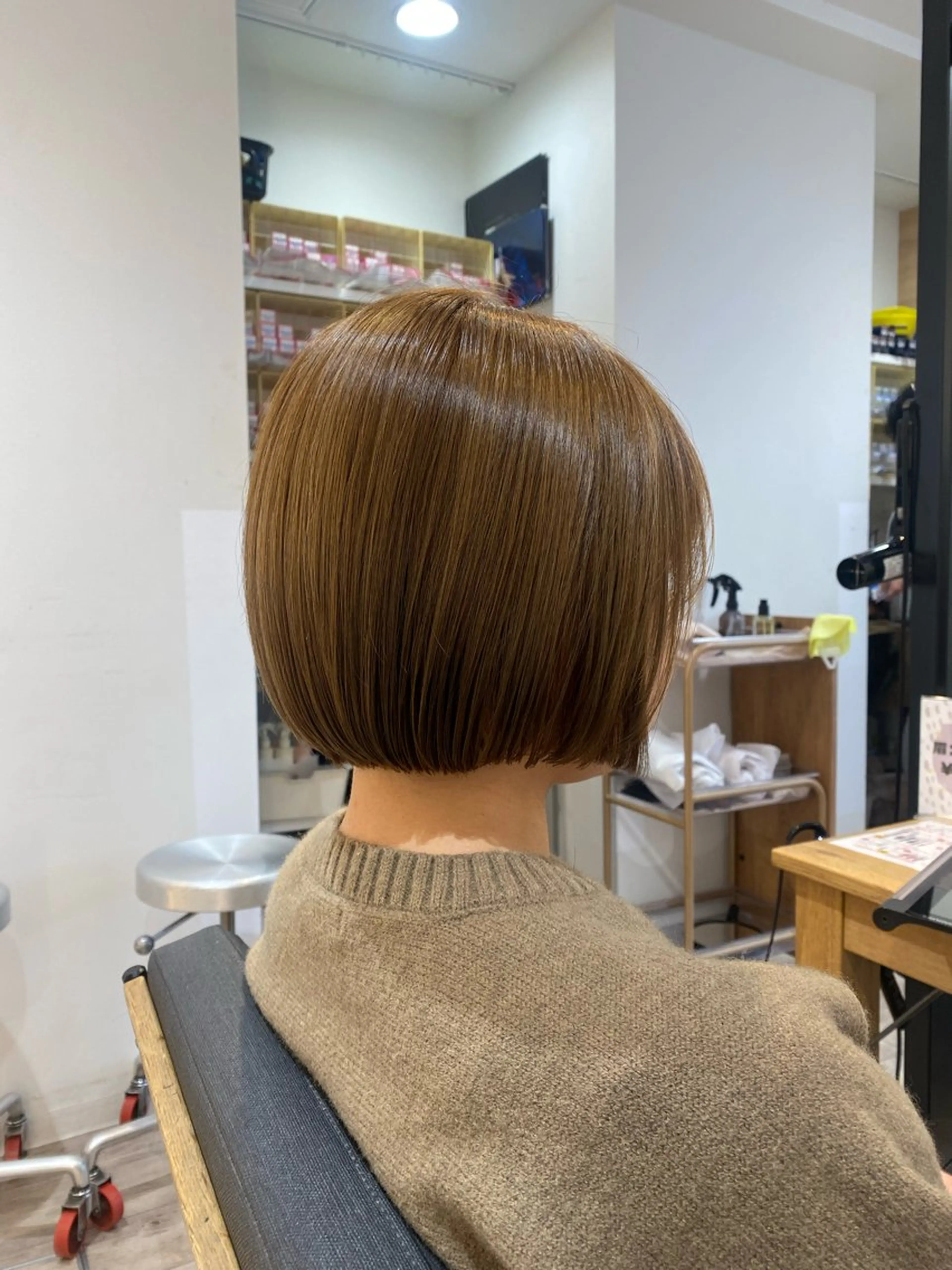 ショート h Blanche 丸山 稚葉のヘアスタイル