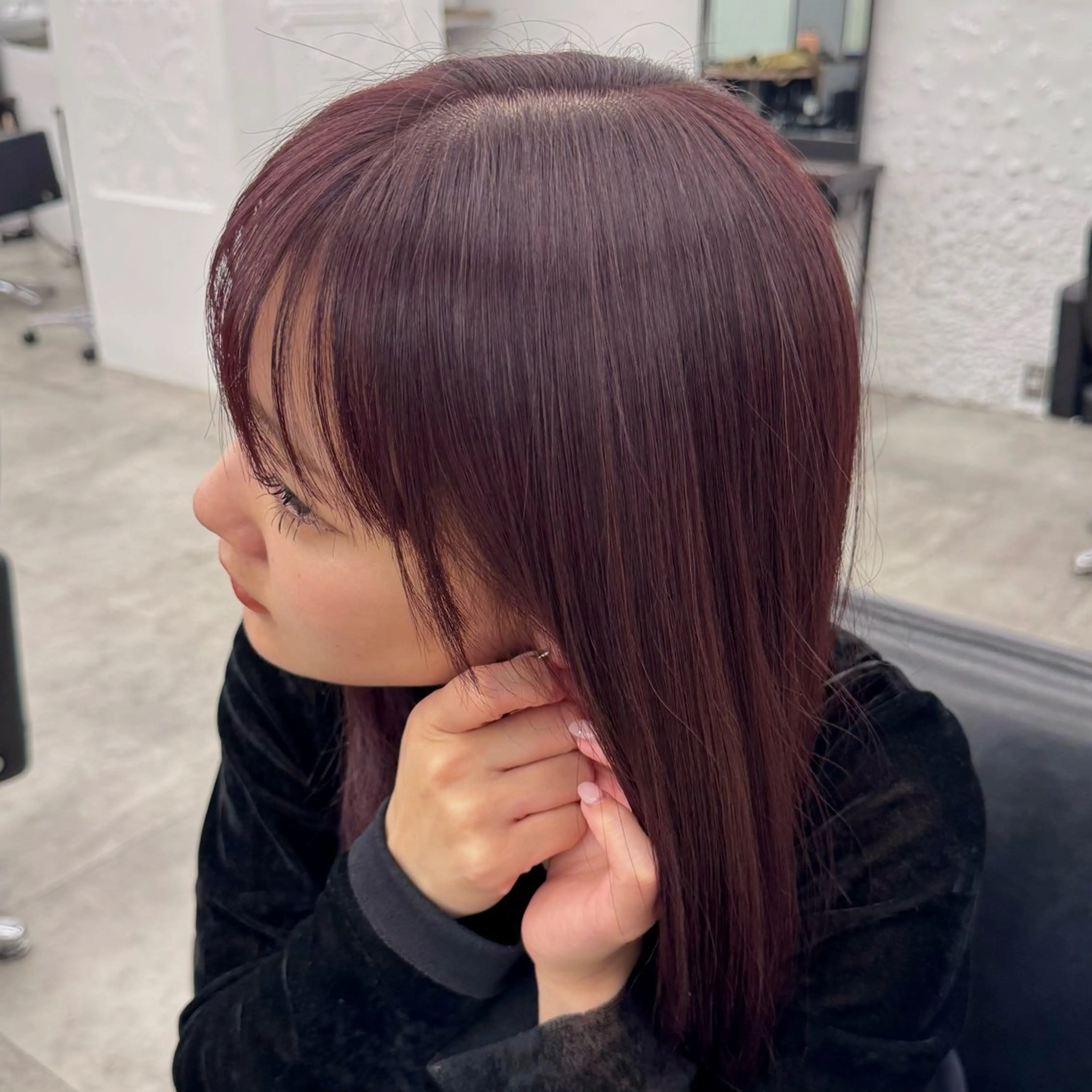 セミロング カラー ヘアアレンジ ブリーチ カシス ブリーチなしカラー パープルカラー ヘアカラー 縮毛矯正 トリートメント ボブ/レイヤー/ 艶髪/HANA💗のヘアスタイル