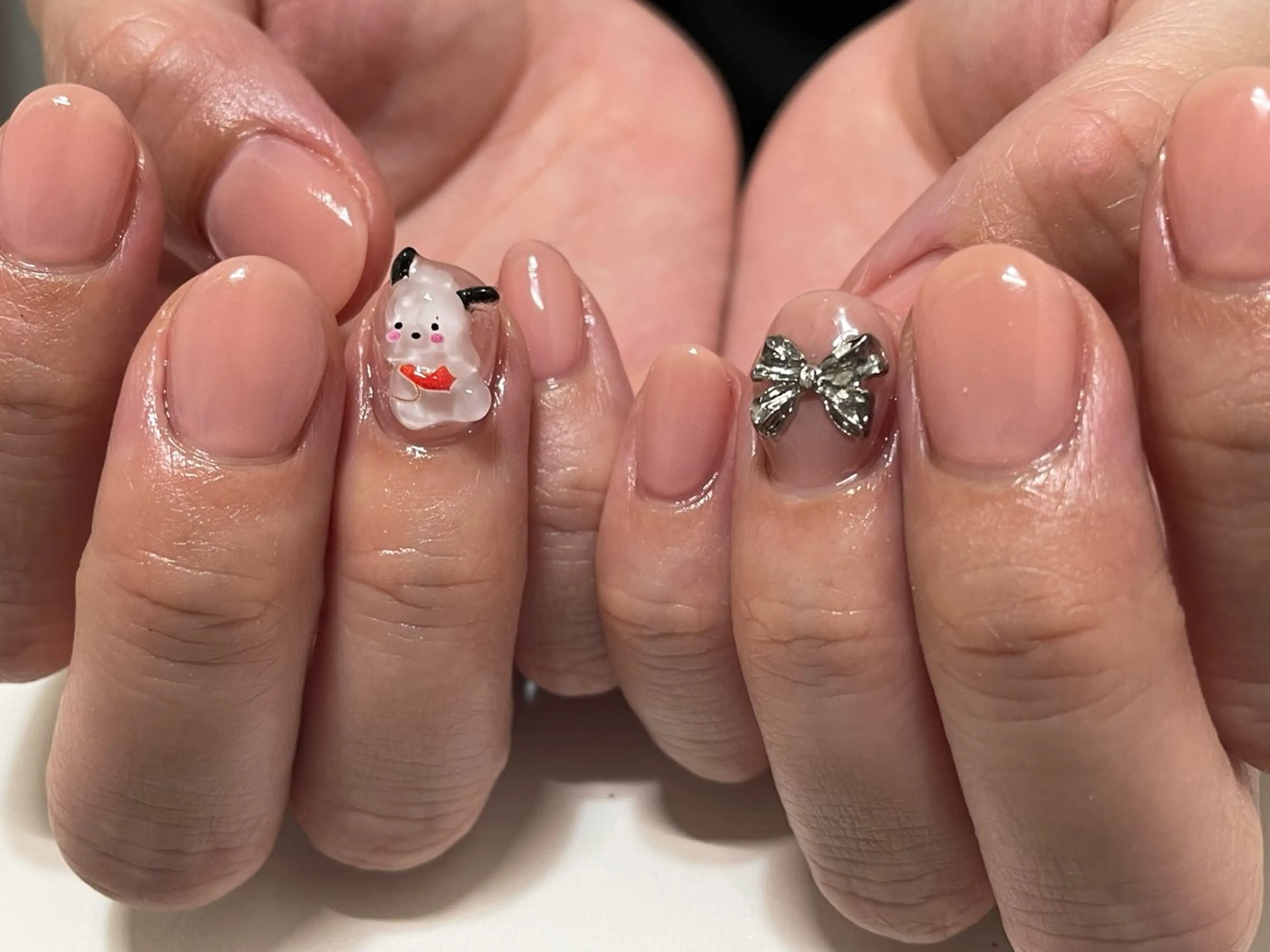 ネイル リボン n. SAITOUのネイルデザイン