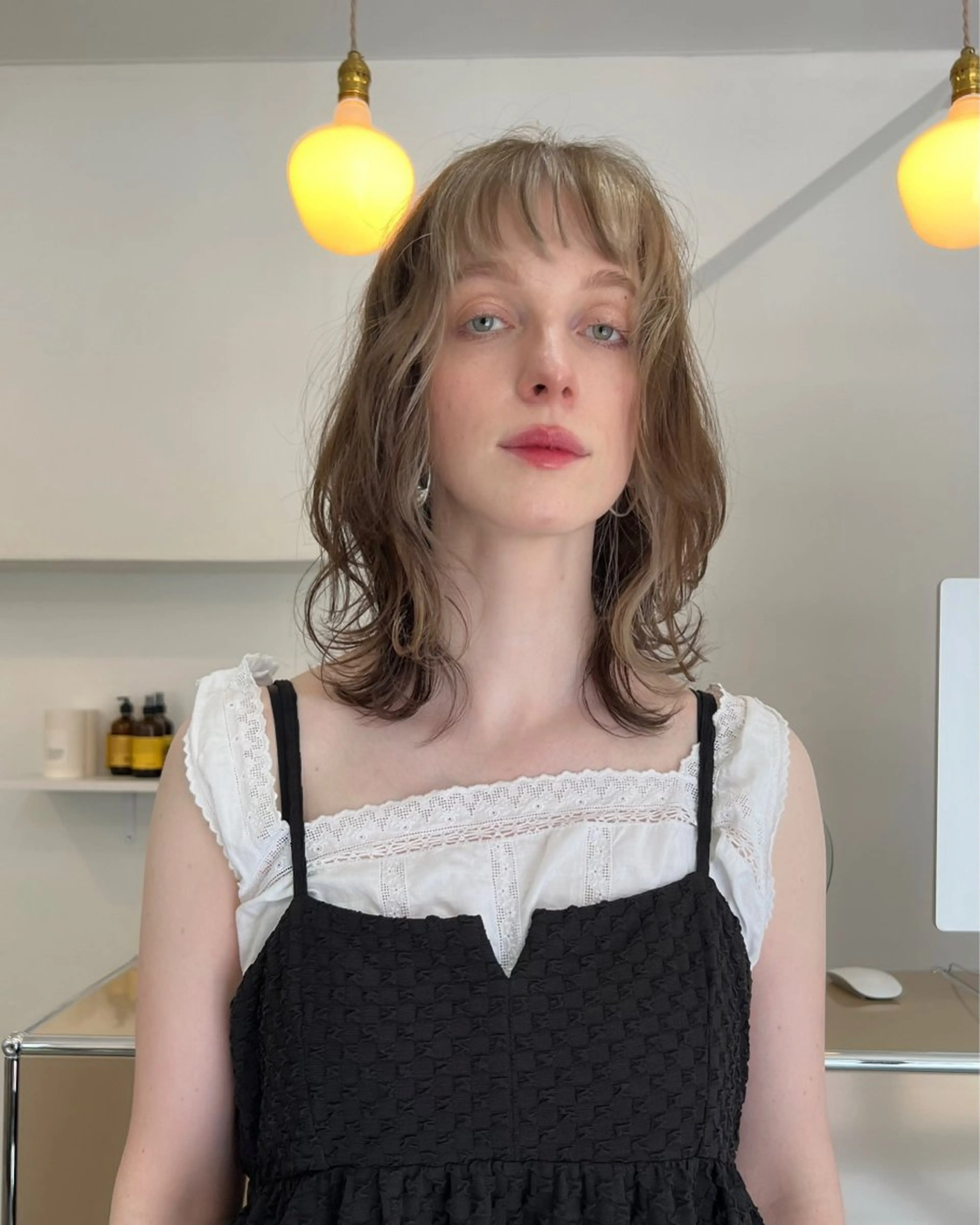 ミディアム カラー 切りっぱなしボブ ショートボブ ブリーチ ケアブリーチ 透明感カラー ヘアカラー トリートメント a moment(モーメント)所属・蔵前 デザインカット KOBAYASHIのその他イメージ